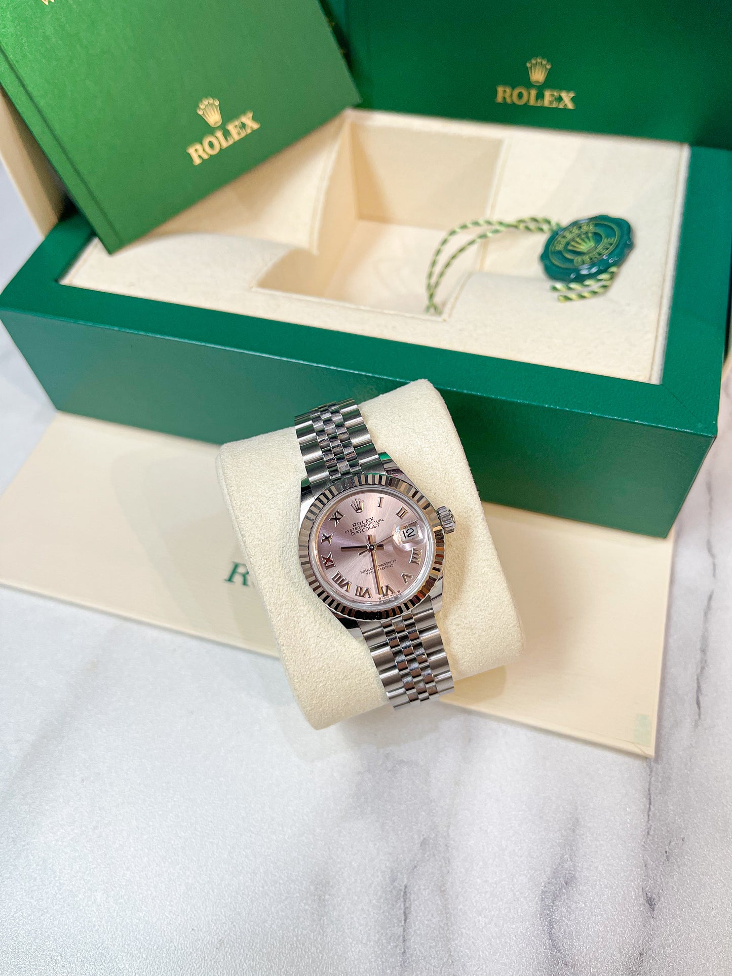 Rolex 28 Cọc La Mã Mặt Pink