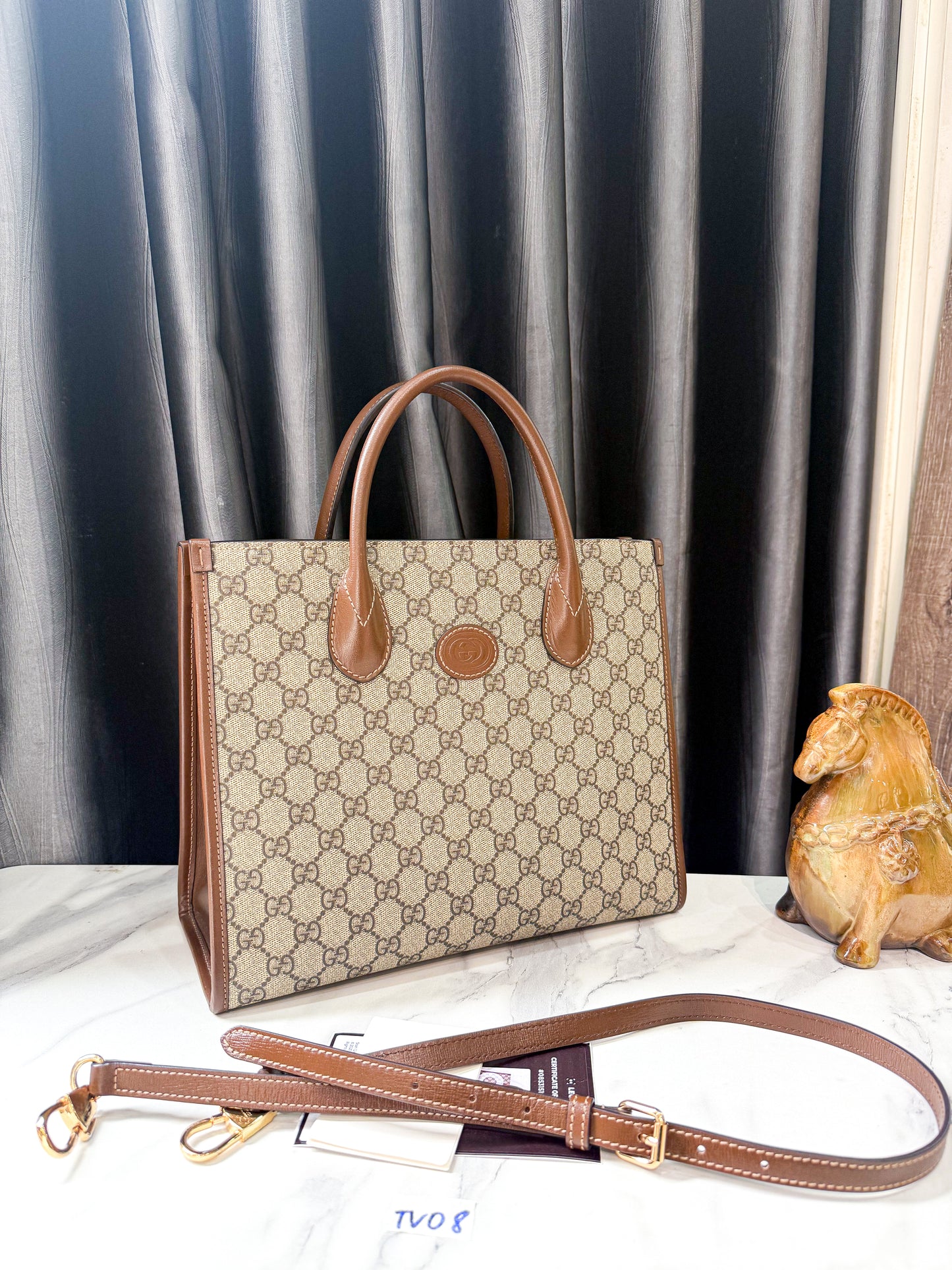 A A Tote Gucci GG TV08