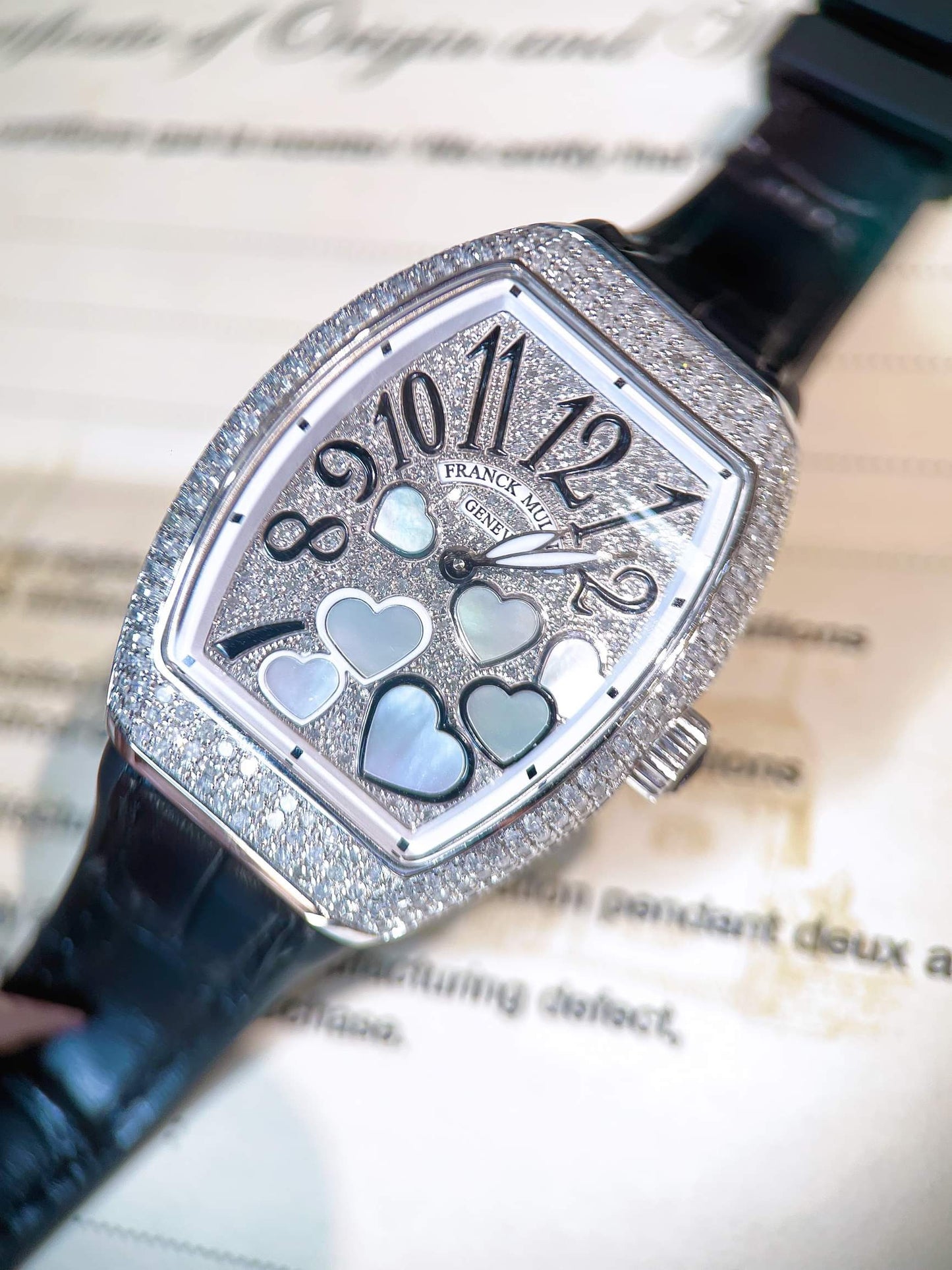 Đồng Hồ Franck Muller V32 Kim Cương Custom Mặt Số Trái Tim Đen