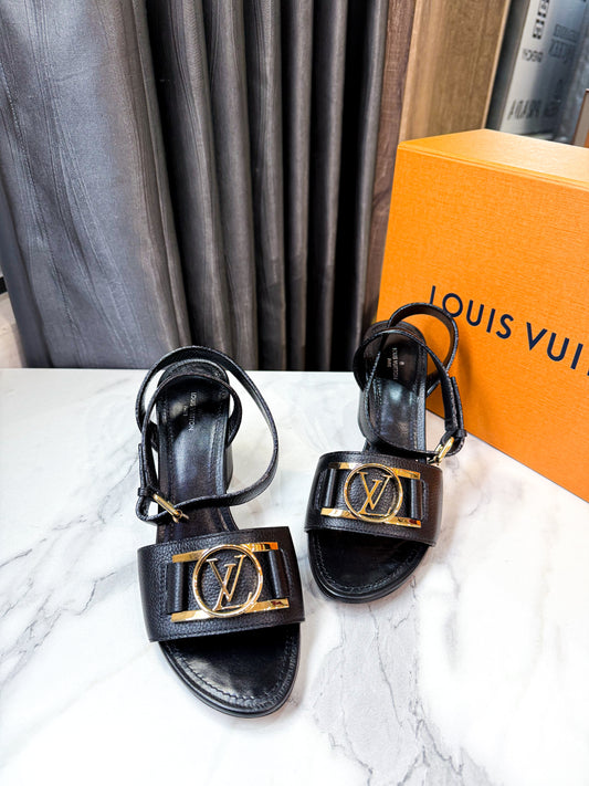 Sandal LV Da Bê Đen Size 39