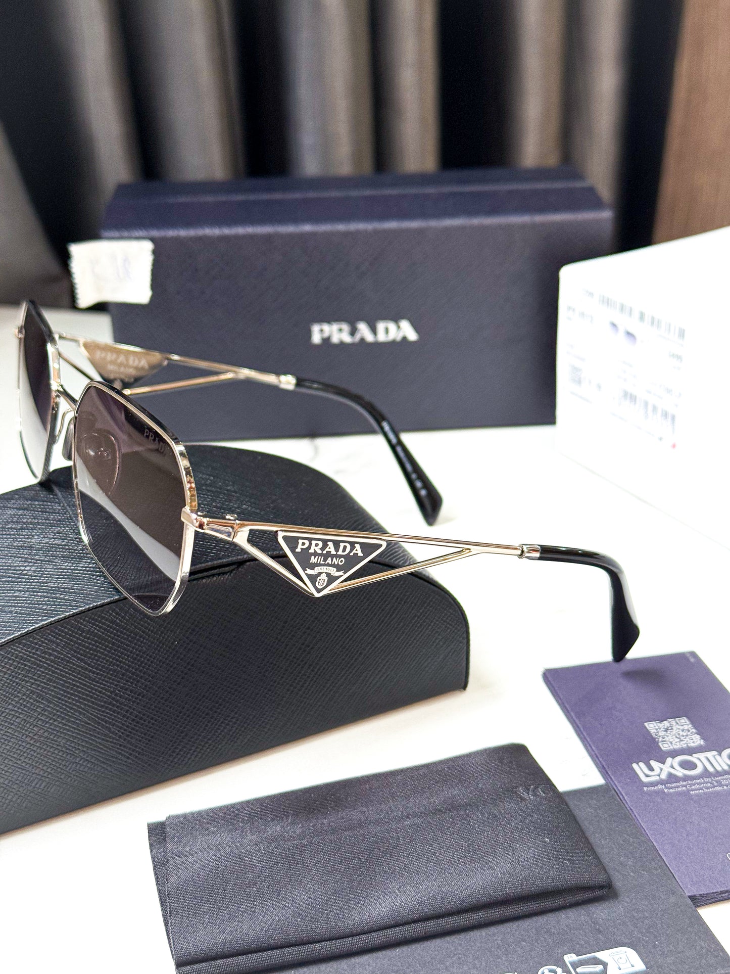 Kính Prada New K18
