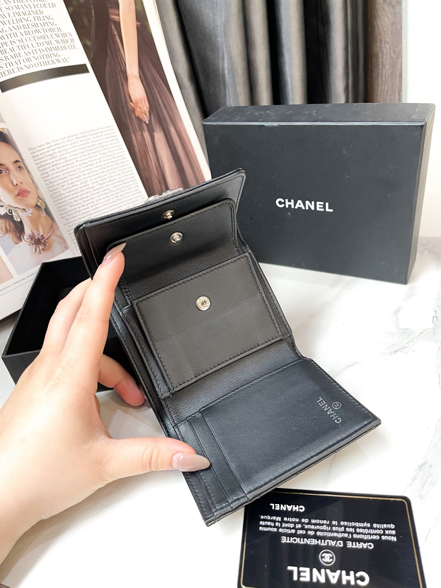 Ví Gấp Chanel Đen