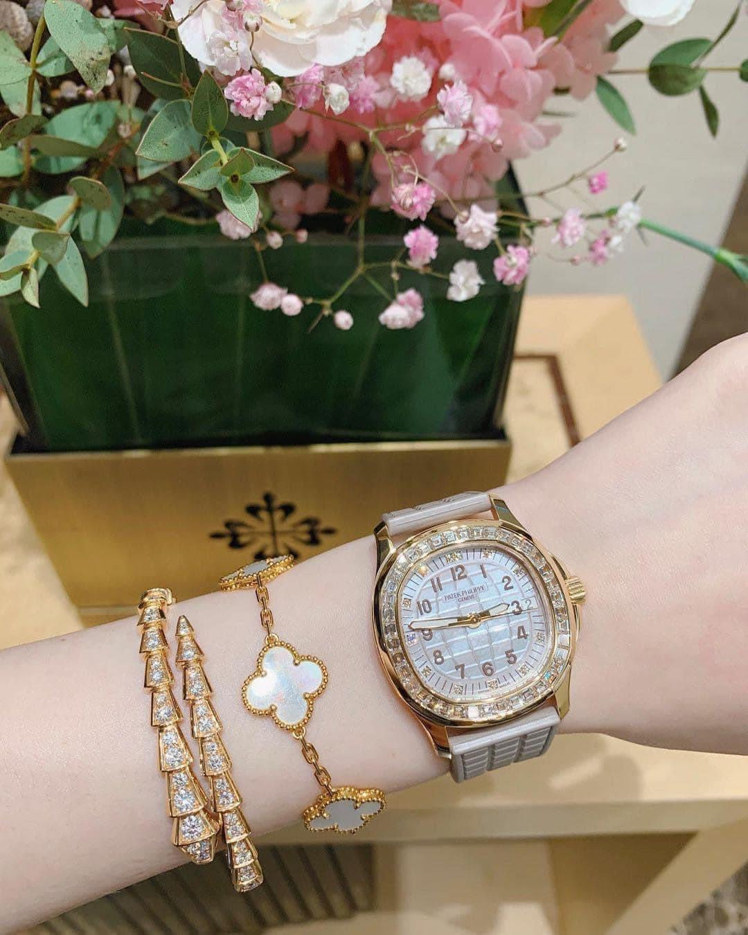 Đồng Hồ Patek Philippe 5072R