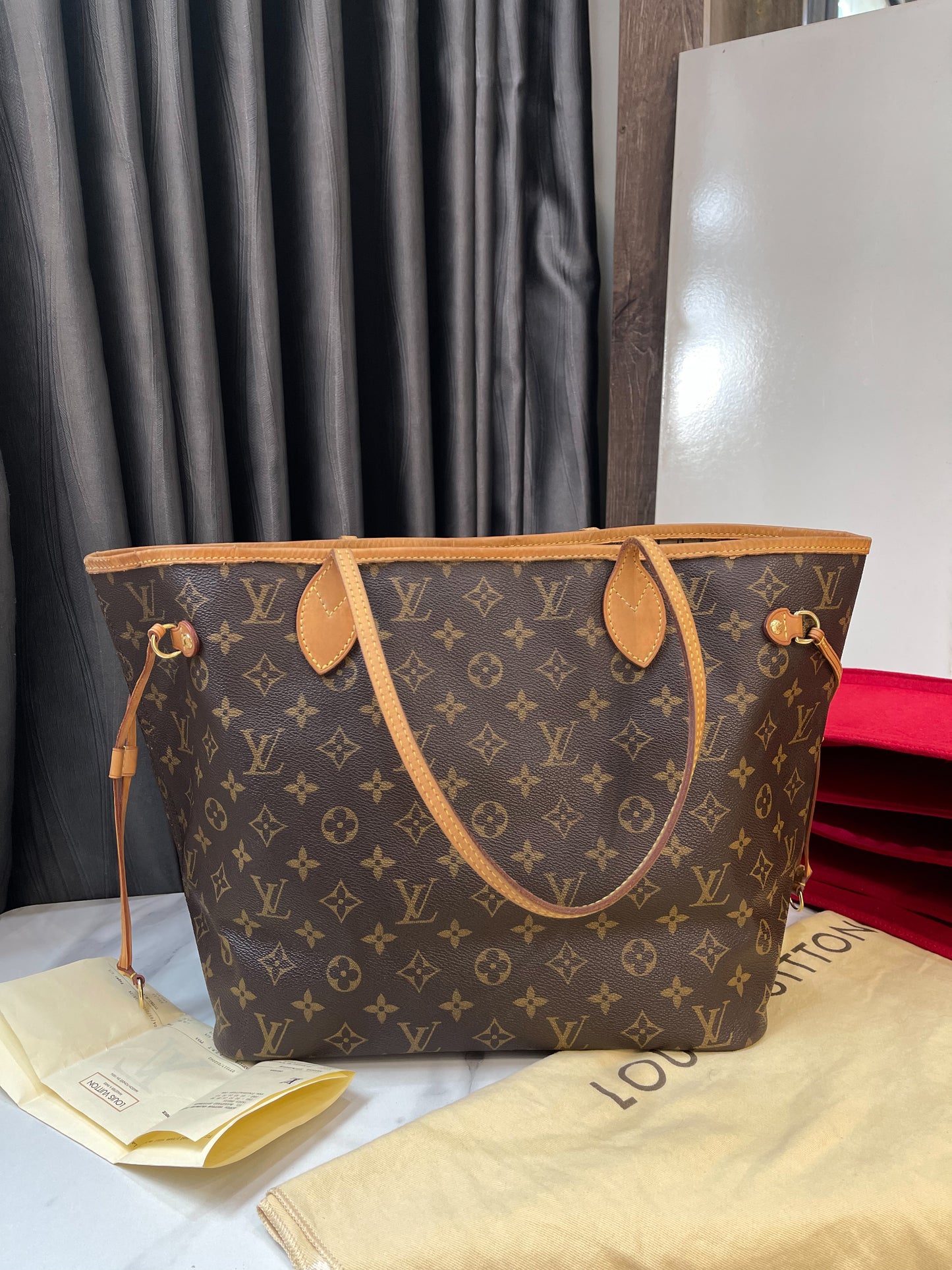 LV NVF Mono Size MM