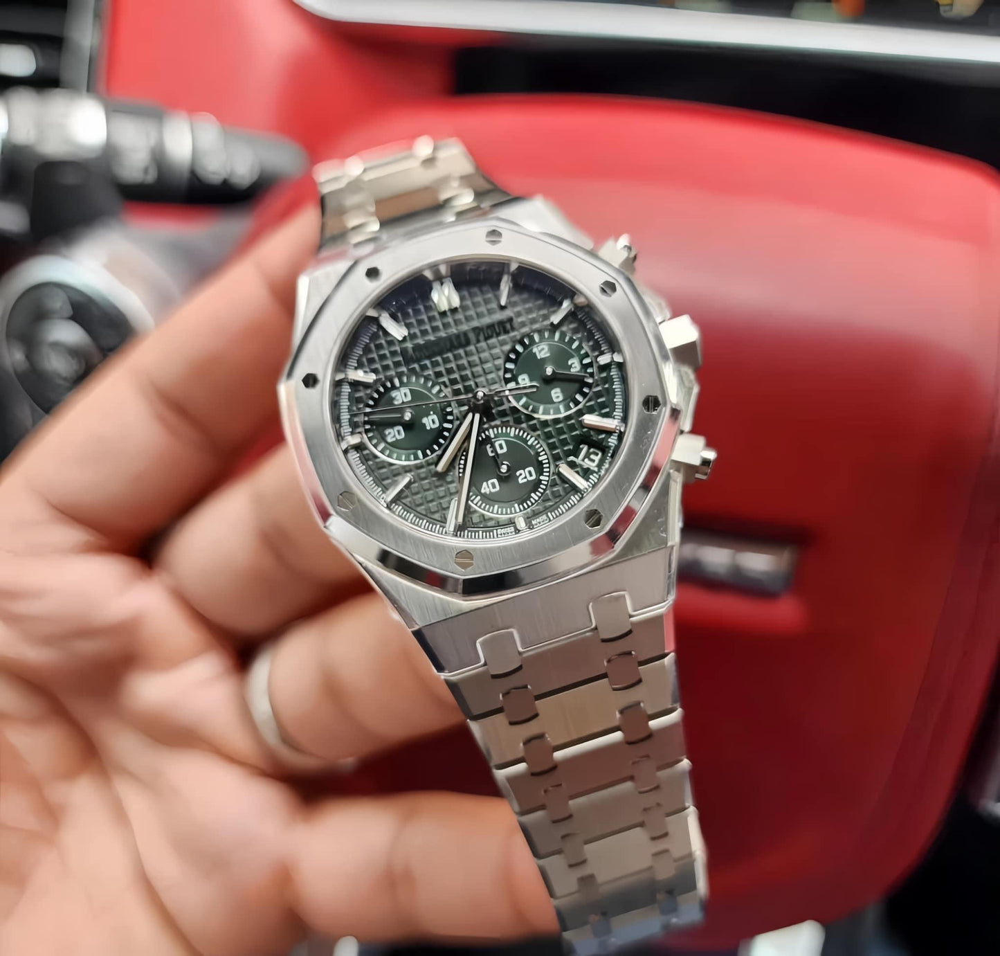 Đồng Hồ Audemars Piguet Royal Oak 26240ST Green Dial 41mm