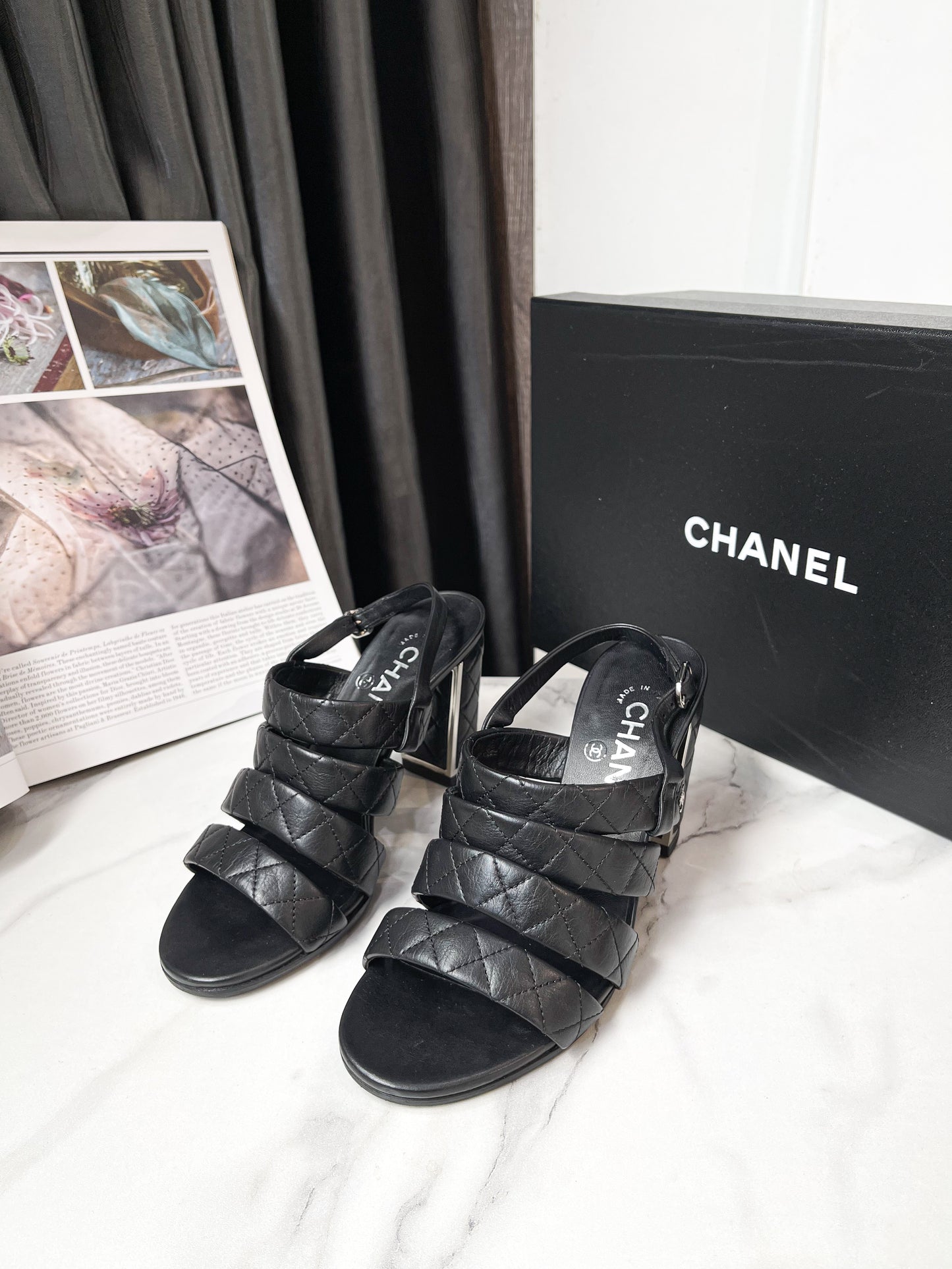 Sandal Chanel Size 35.5c