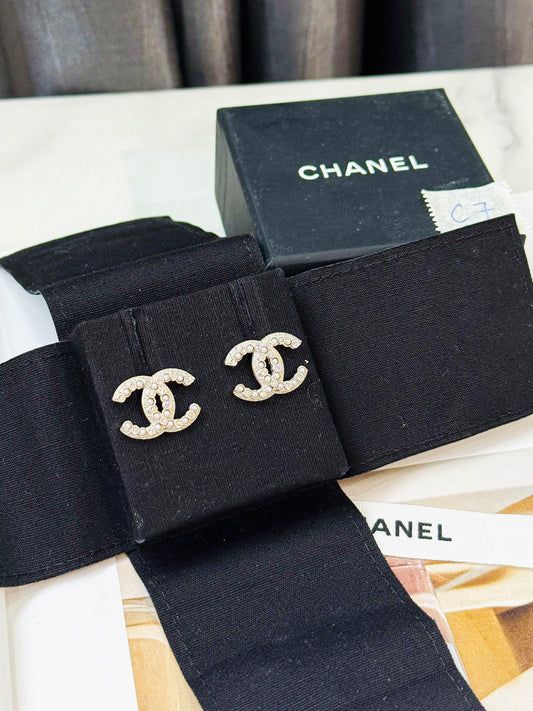 Khuyên Tai Chanel New C7