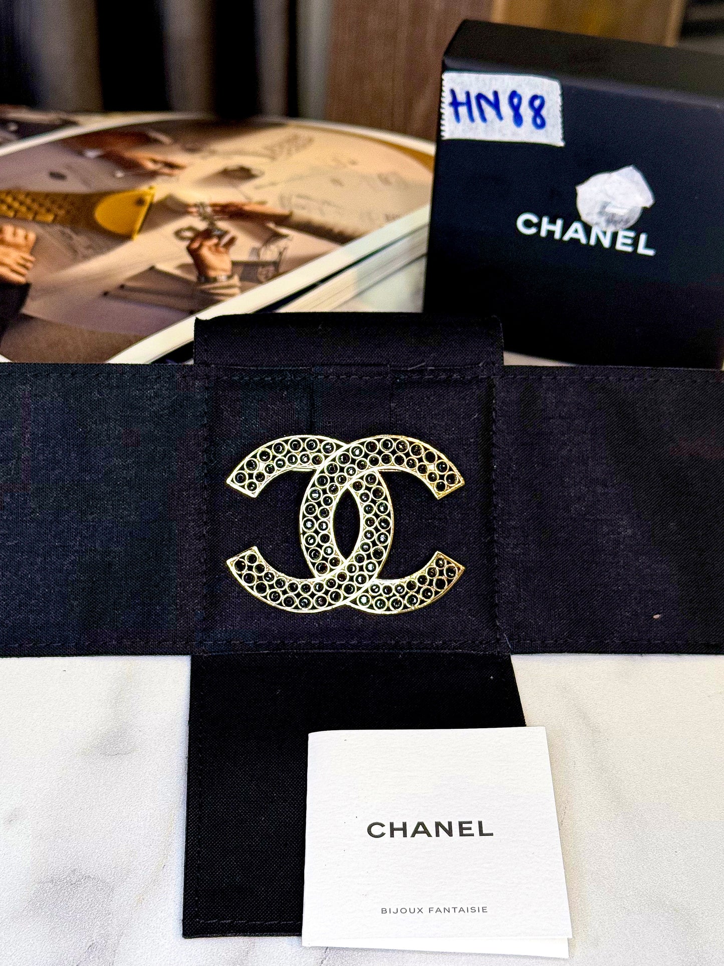 Cài Áo Chanel New HN88