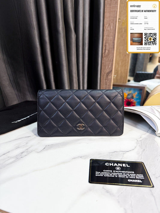 A Ví Gấp Đôi Chanel
