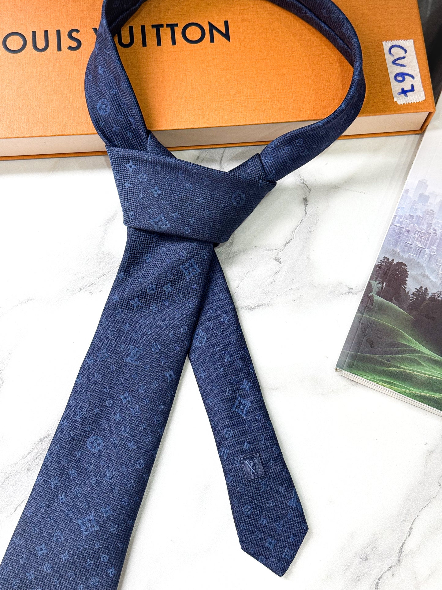 Cà Vạt LV New CV67