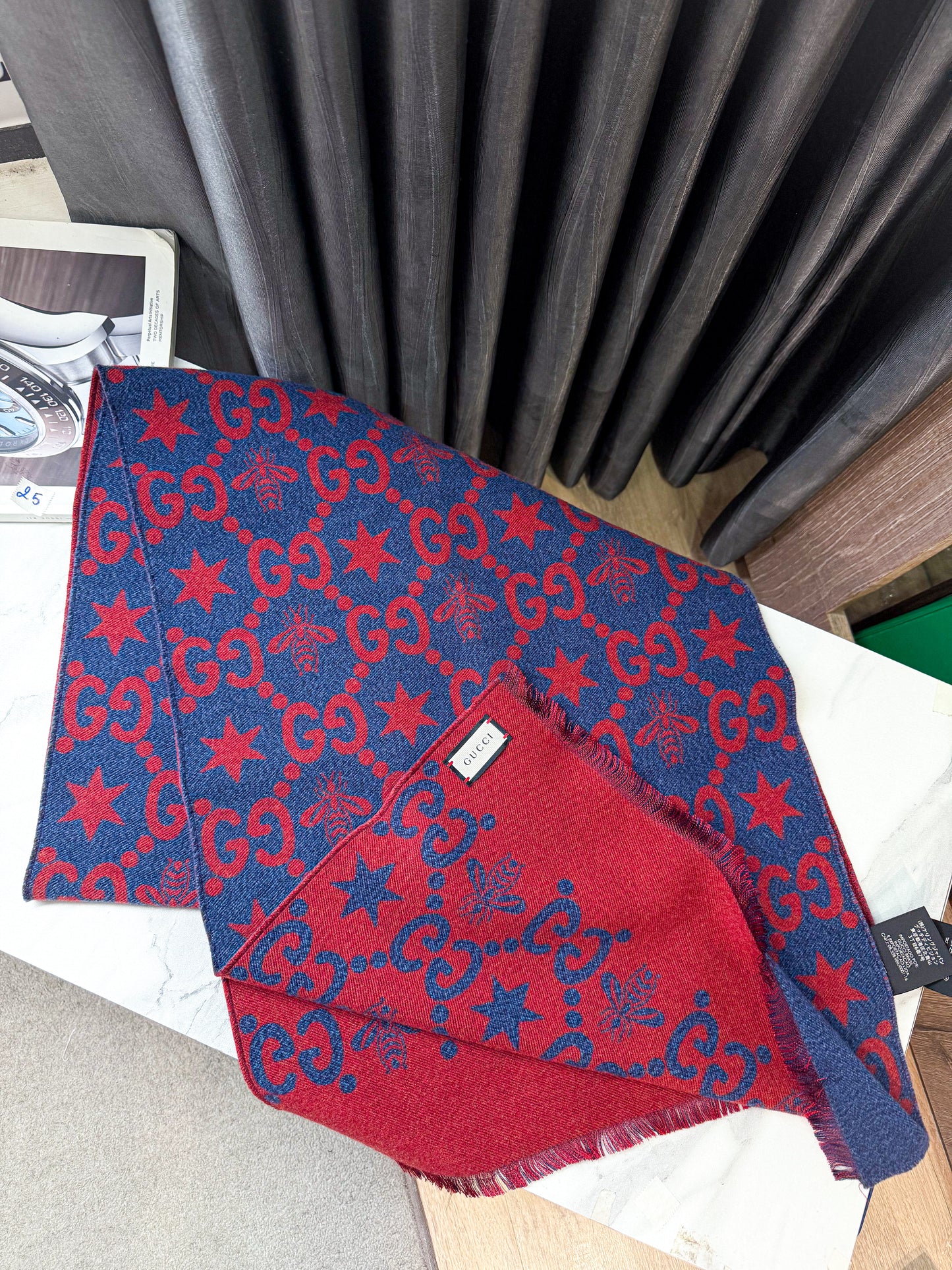 Khăn Len Gucci New Trưng Bày HN25