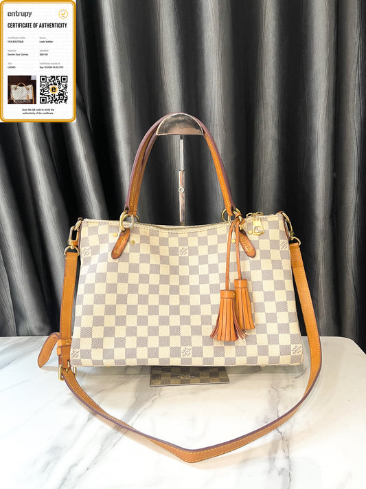 LV Lymington Azur