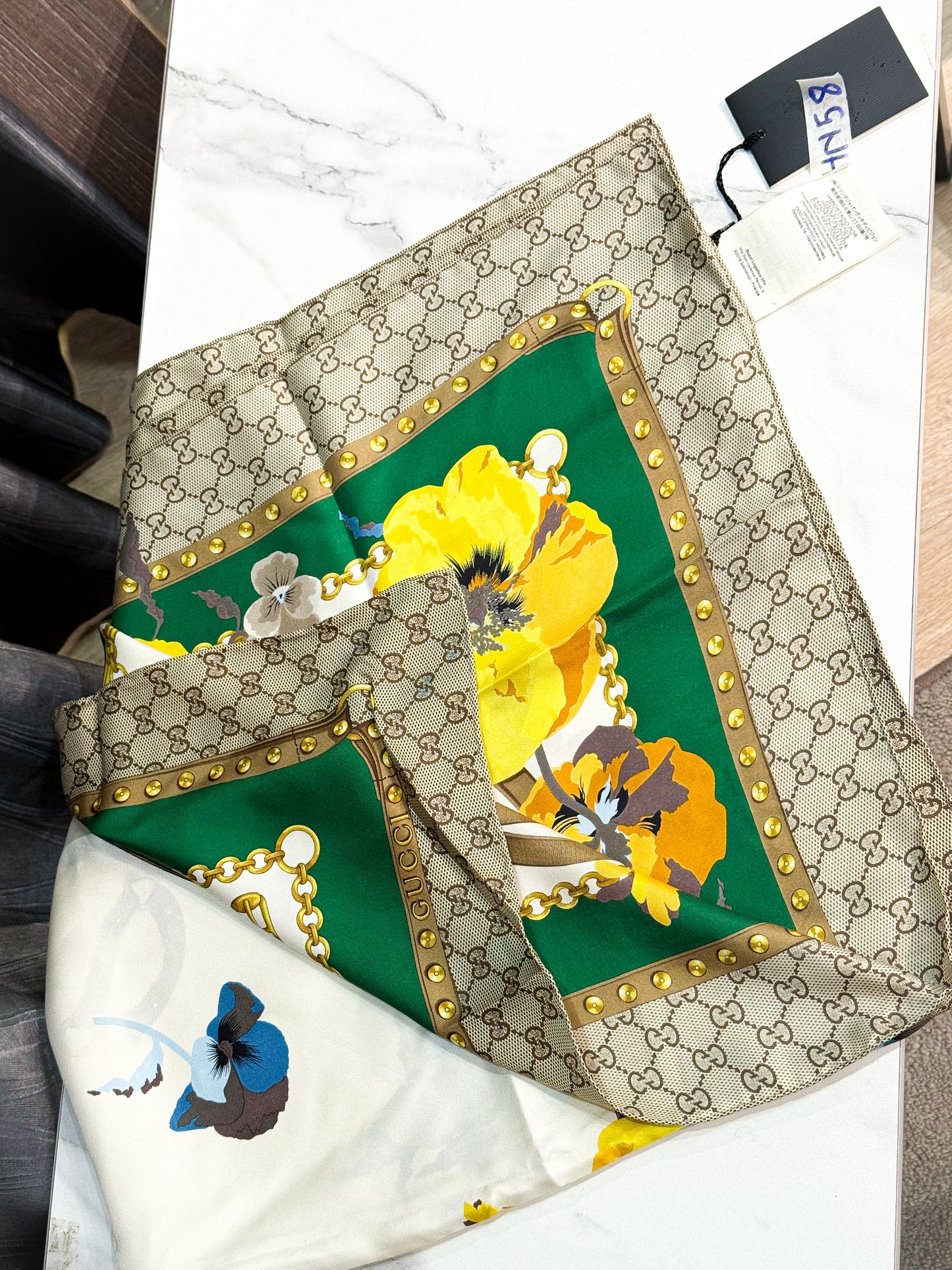 Khăn Gucci New Khổ 90x90 HN58 20/11