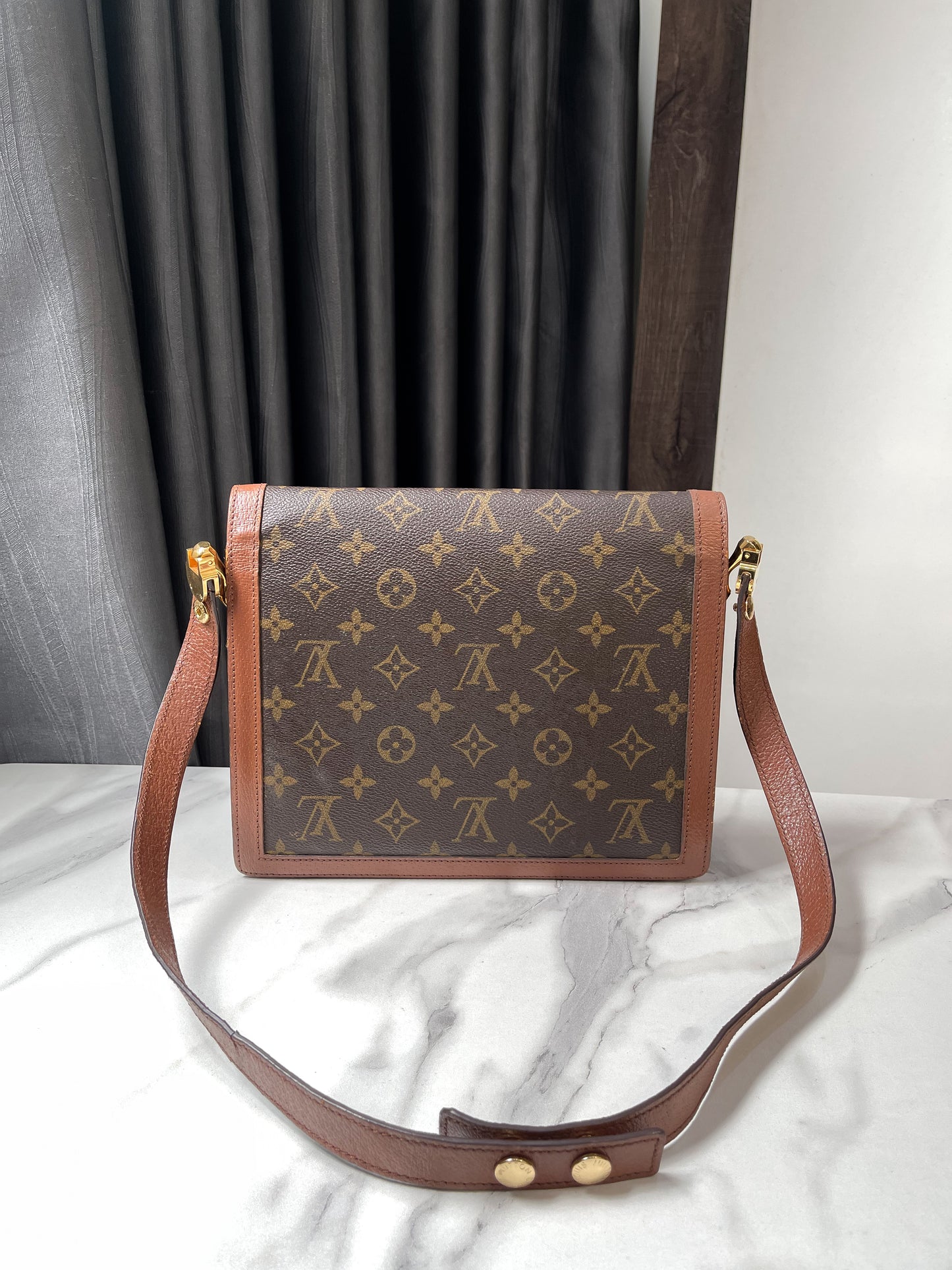 LV Dauphine Vintage