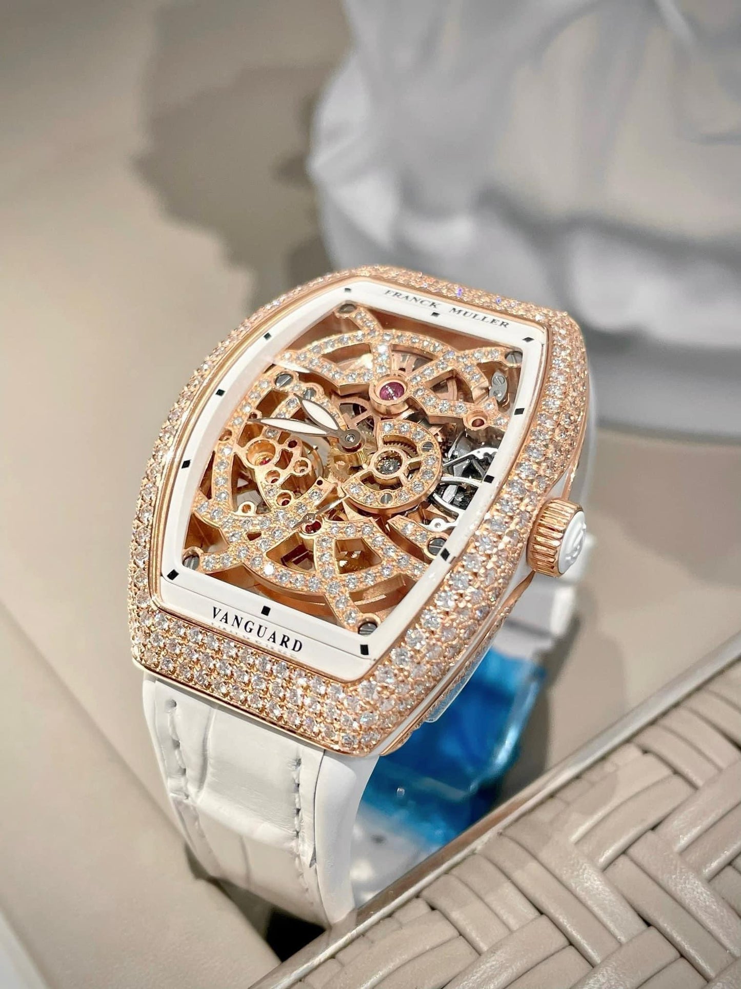 Đồng Hồ Franck Muller V35 Rose Gold Skeleton