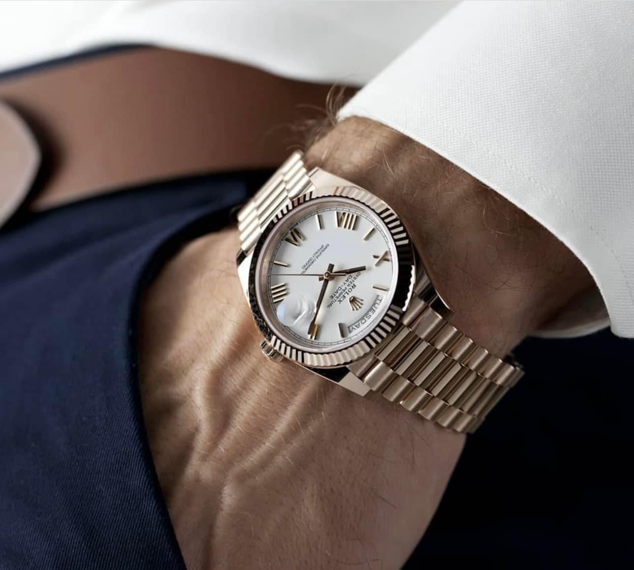 Đồng Hồ Rolex Daydate 228235 Rose Gold White Dial 40mm