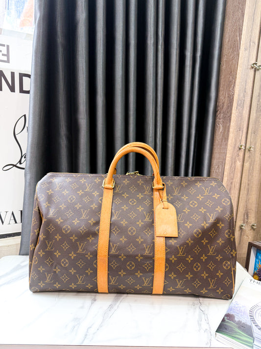 A LV Keepall 50 Mono