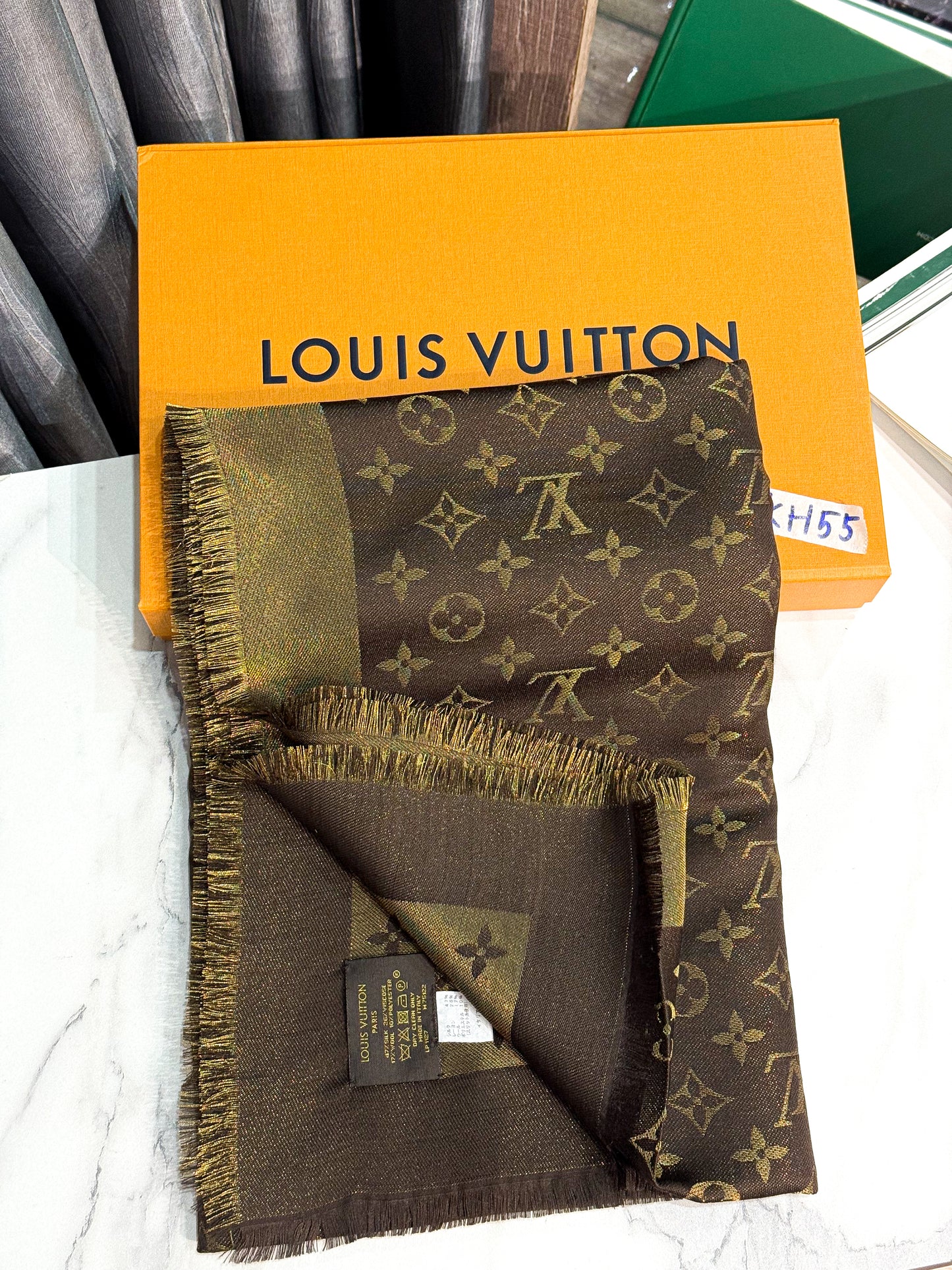 Khăn LV Ánh Kim Nâu KH55 27/11