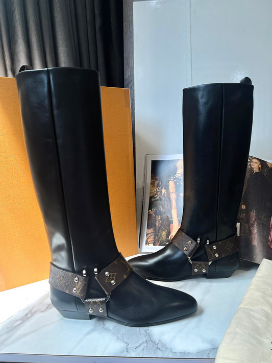 Boot Cao Cổ LV Size 37.5