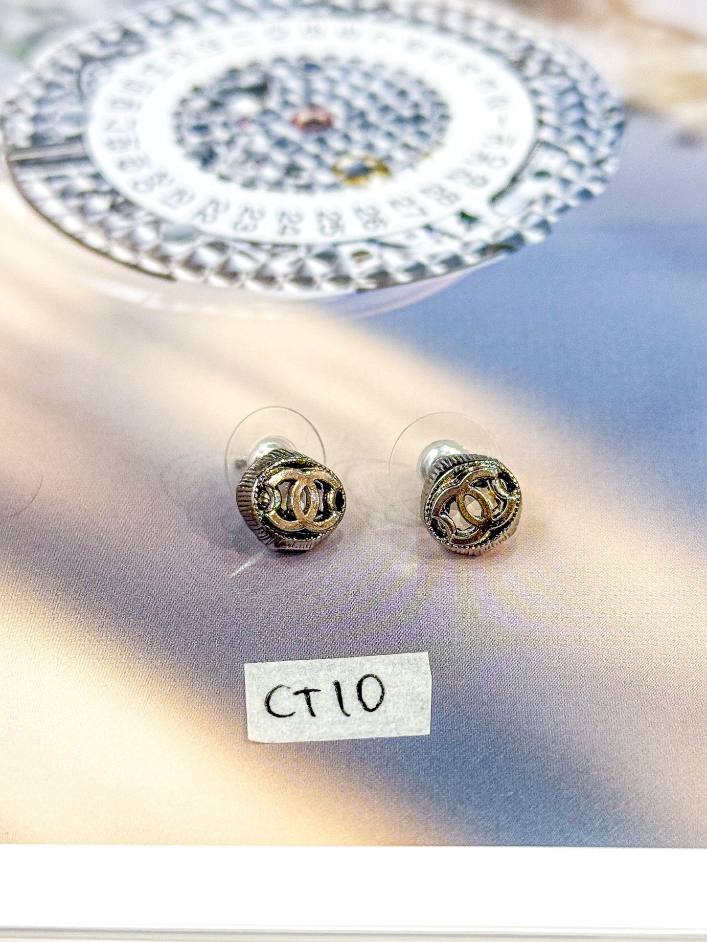 Khuyên Tai Chanel CT10
