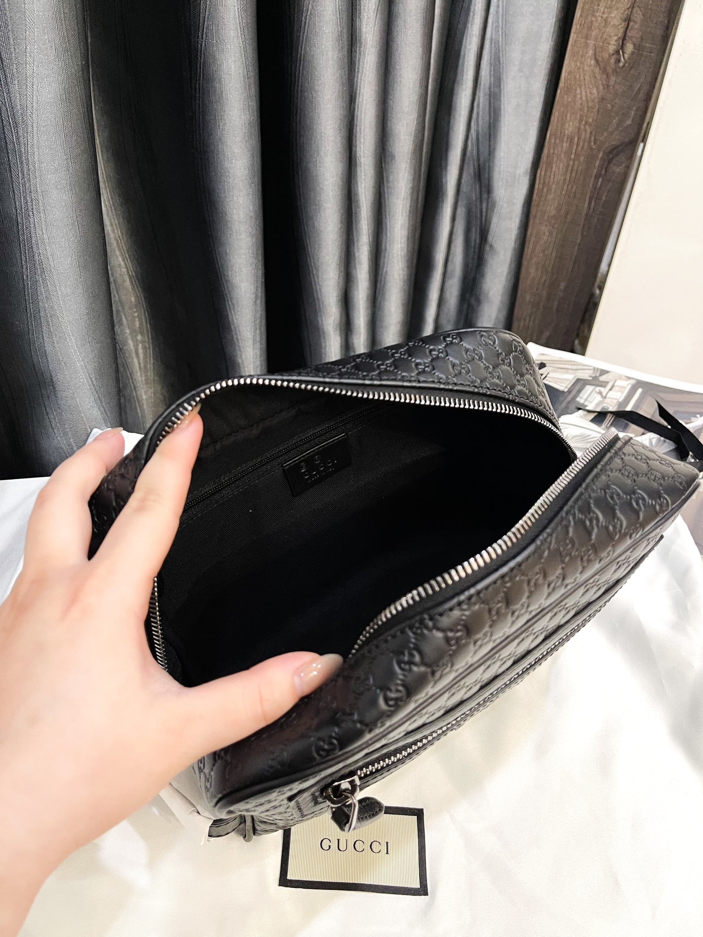 Clutch Gucci Đen