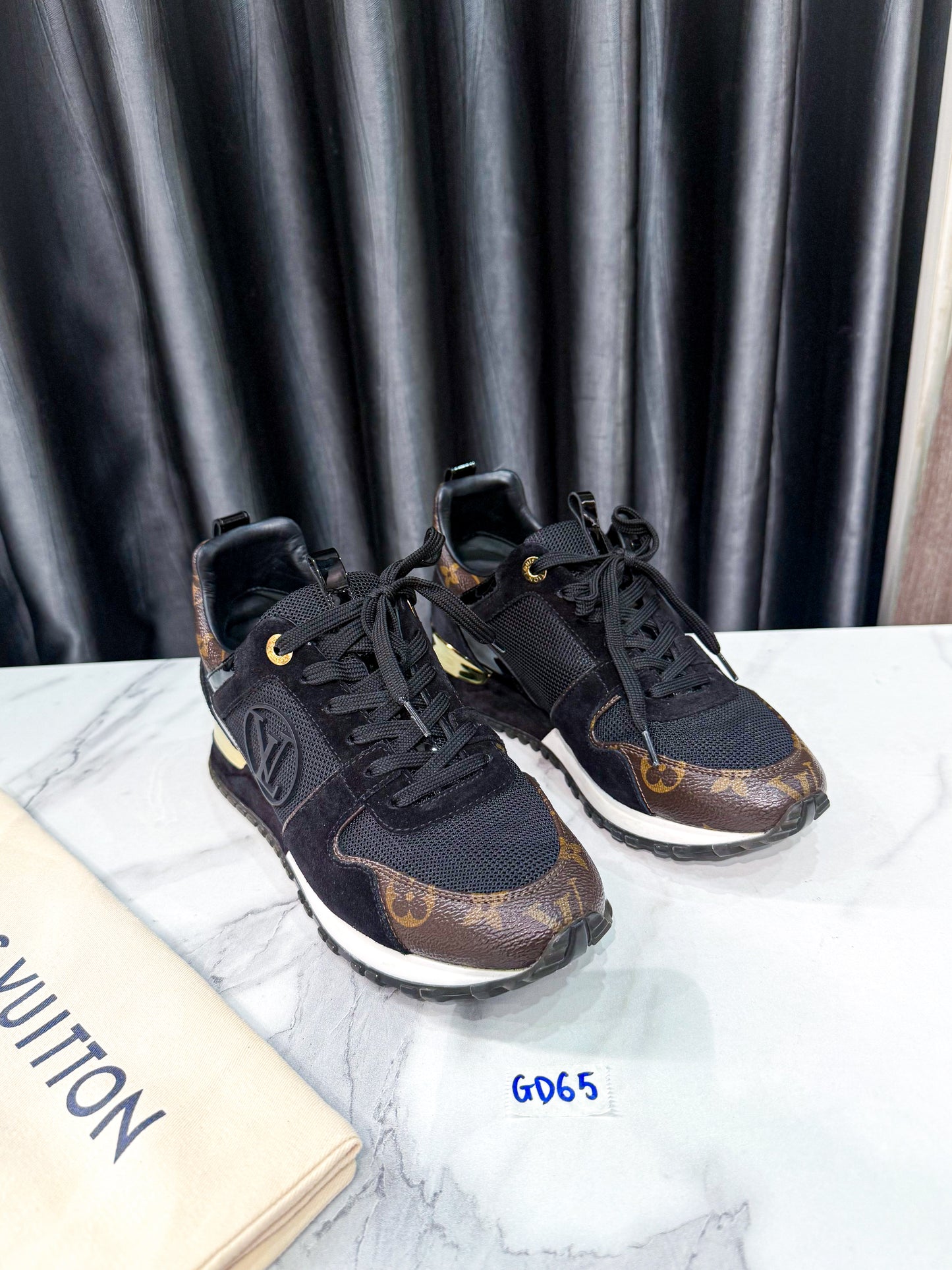 Giày LV Hot Size 36.5 GD65
