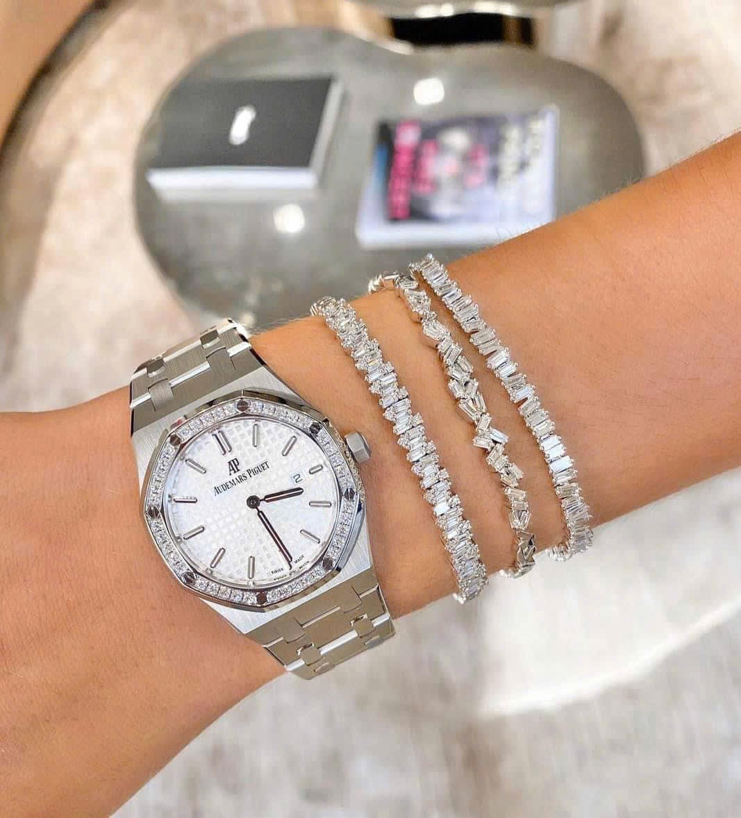 Đồng Hồ Audemars Piguet Royal Oak 67651ST White Dial size 33mm