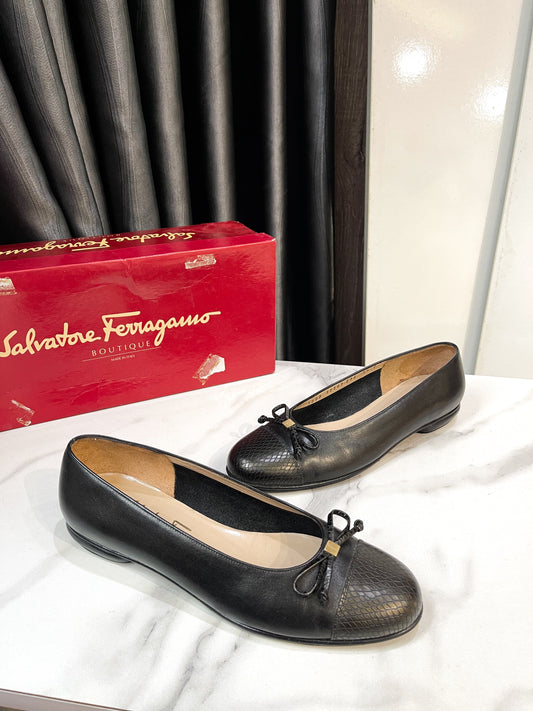 Bệt Salvatore Vintage Size 5.5