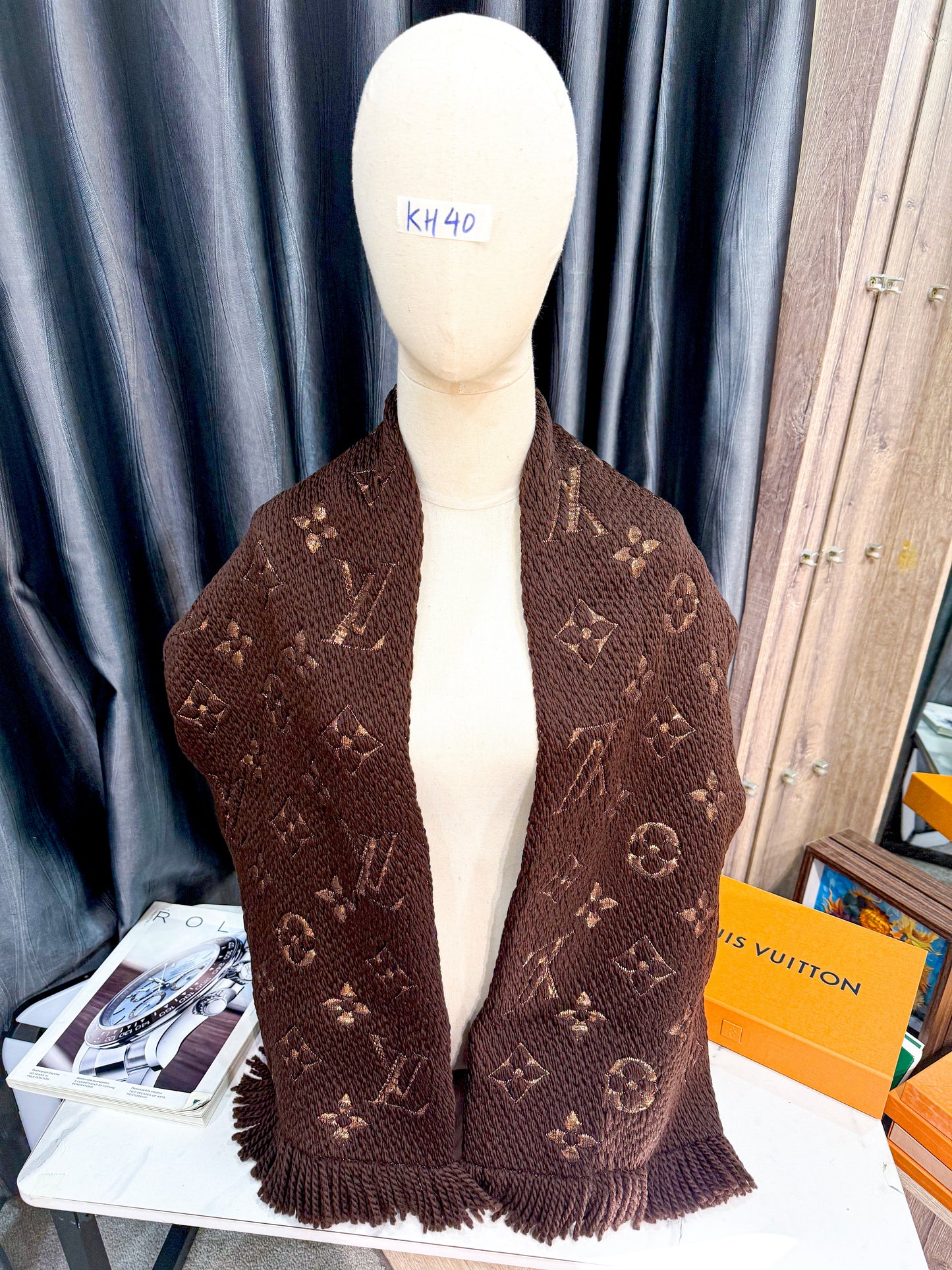 Khăn Len LV Nâu Ánh Kim KH40 13/11