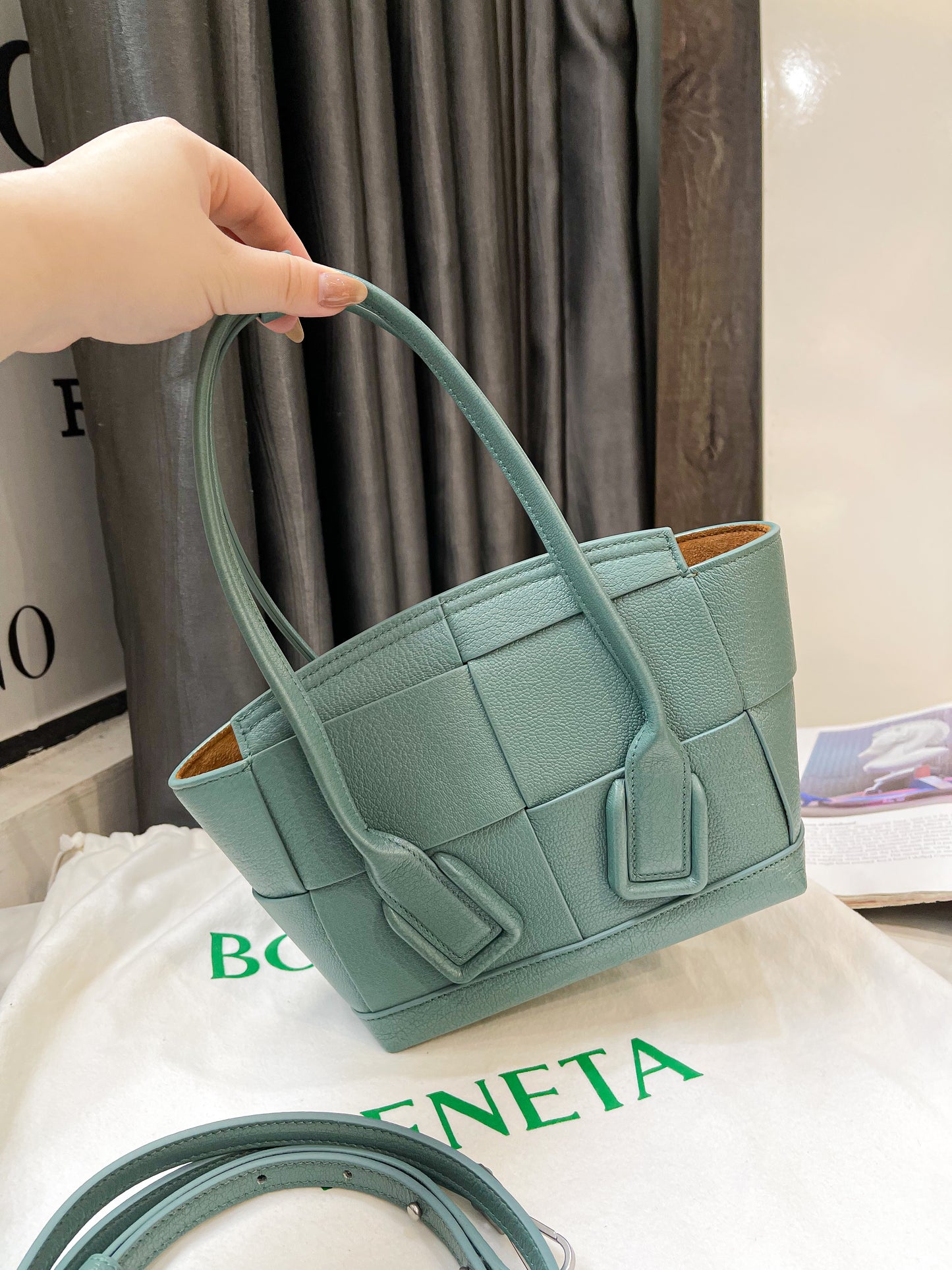 Bottega Hot Hit New