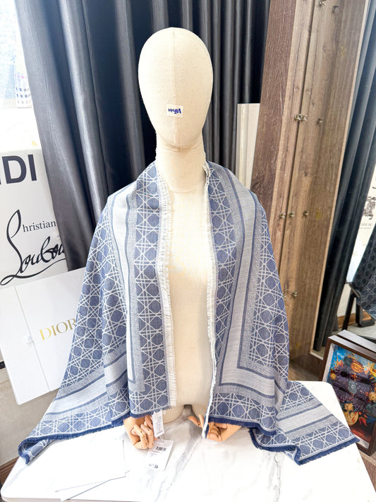 Khăn Dior New Khổ 140x140 HN108