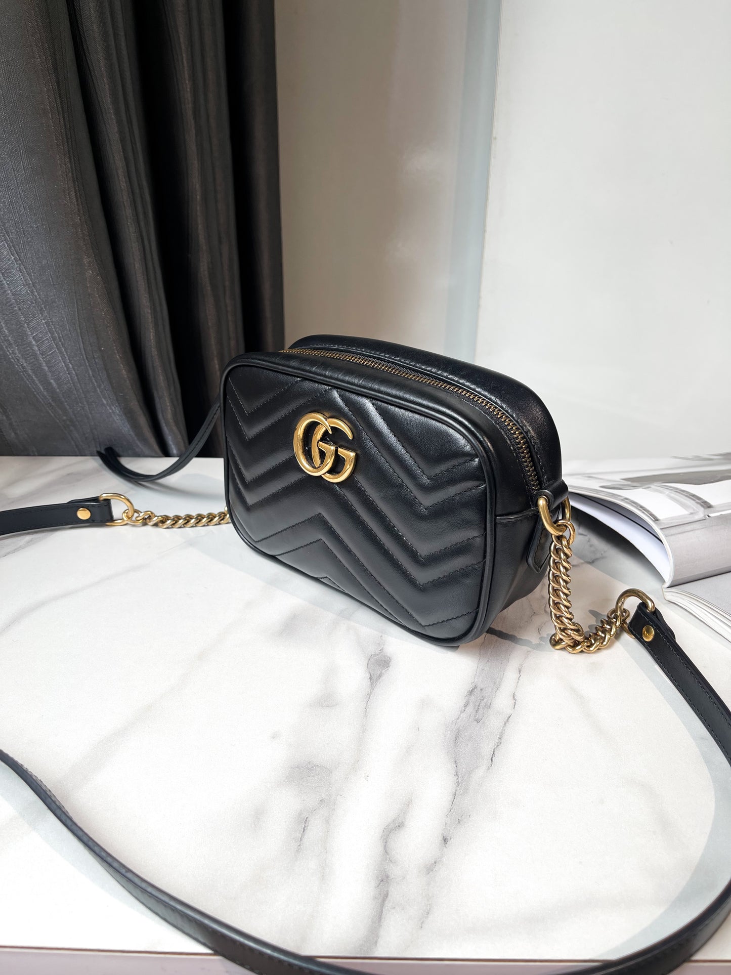 A Gucci Marmont Cross Body