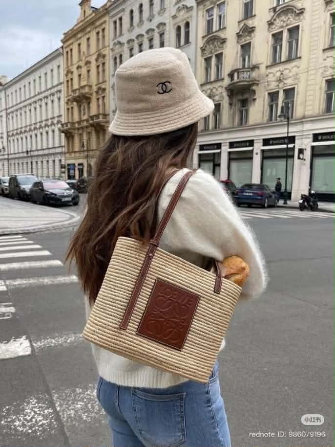 Mũ Chanel Bucket