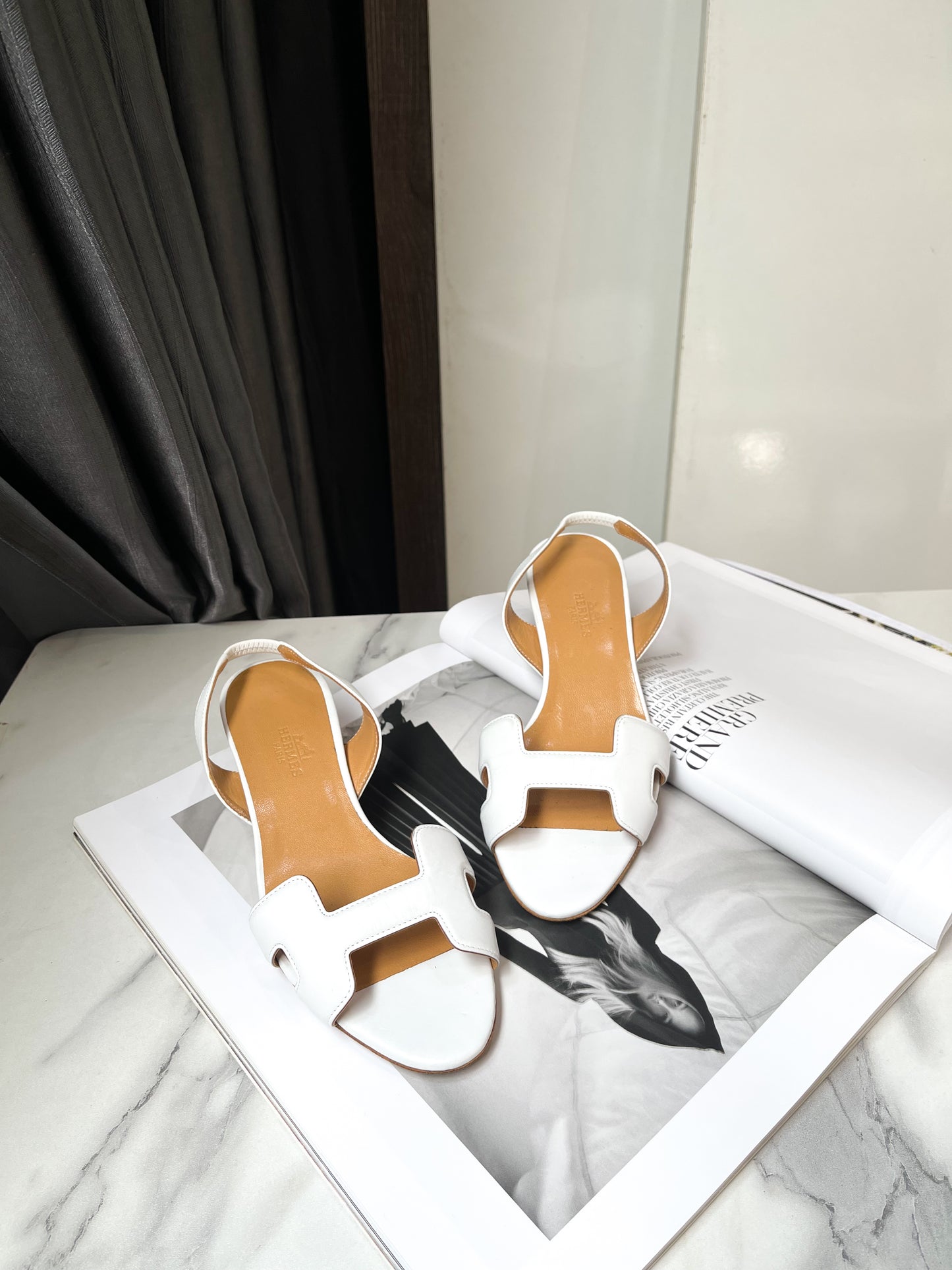 Slingback Hermes Trắng Size 35