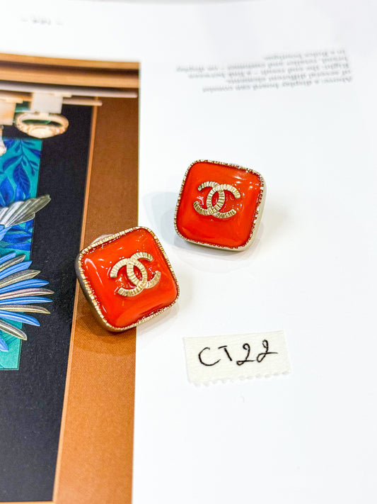 Khuyên Tai Chanel Cam CT22