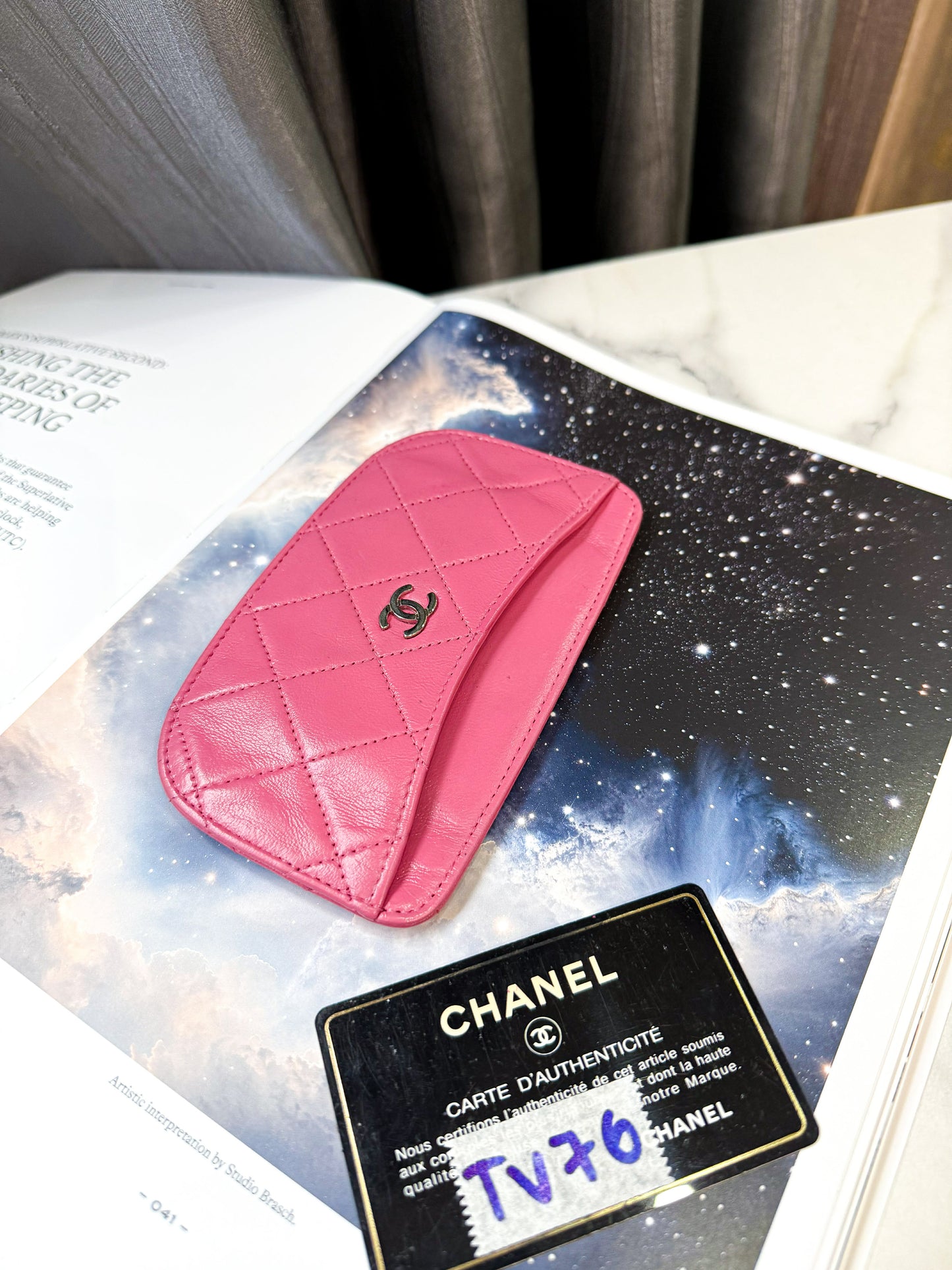 Card Holder Chanel Hồng TV76