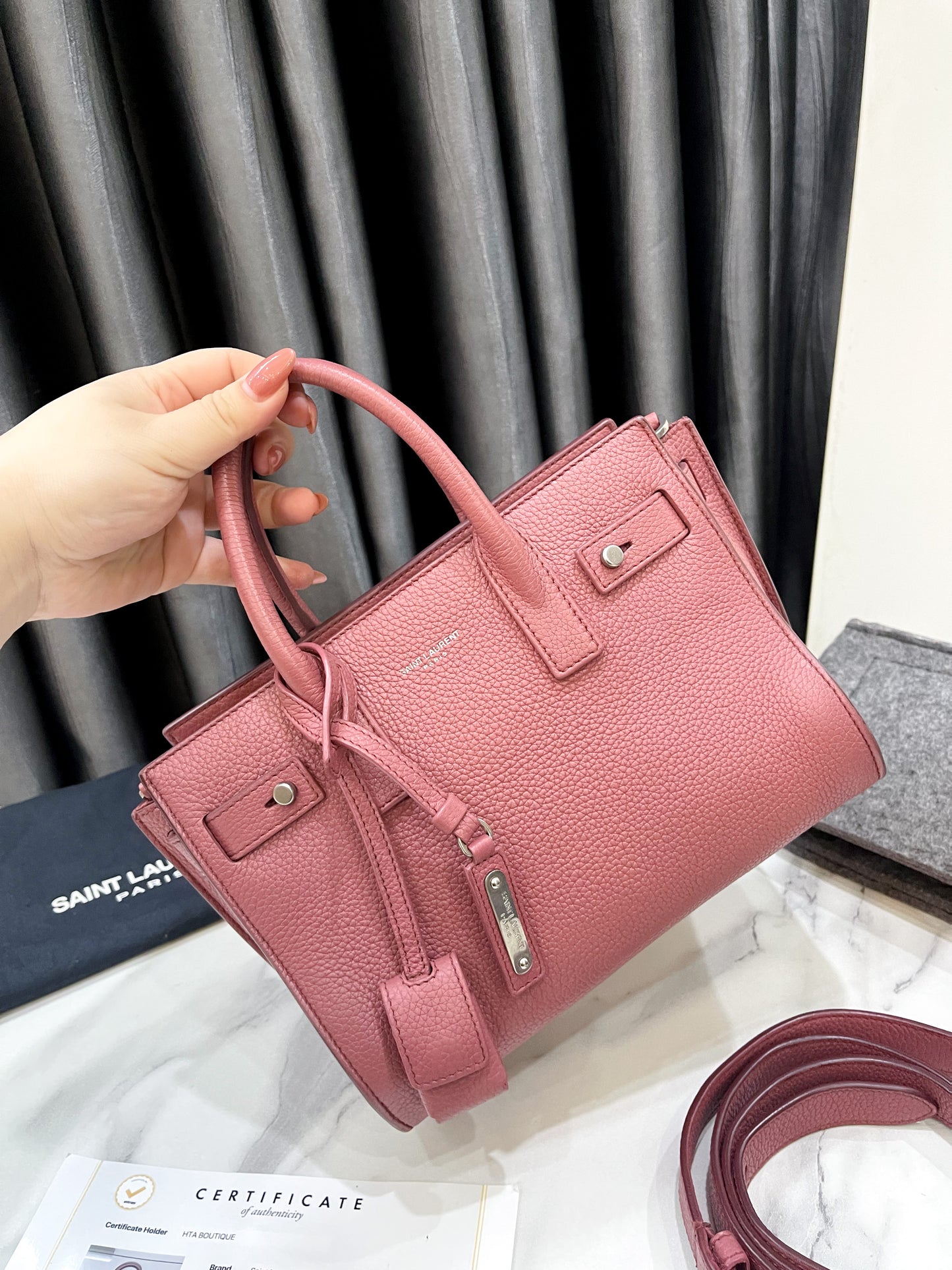 YSL Sac De Jour Size Nano Da Sần