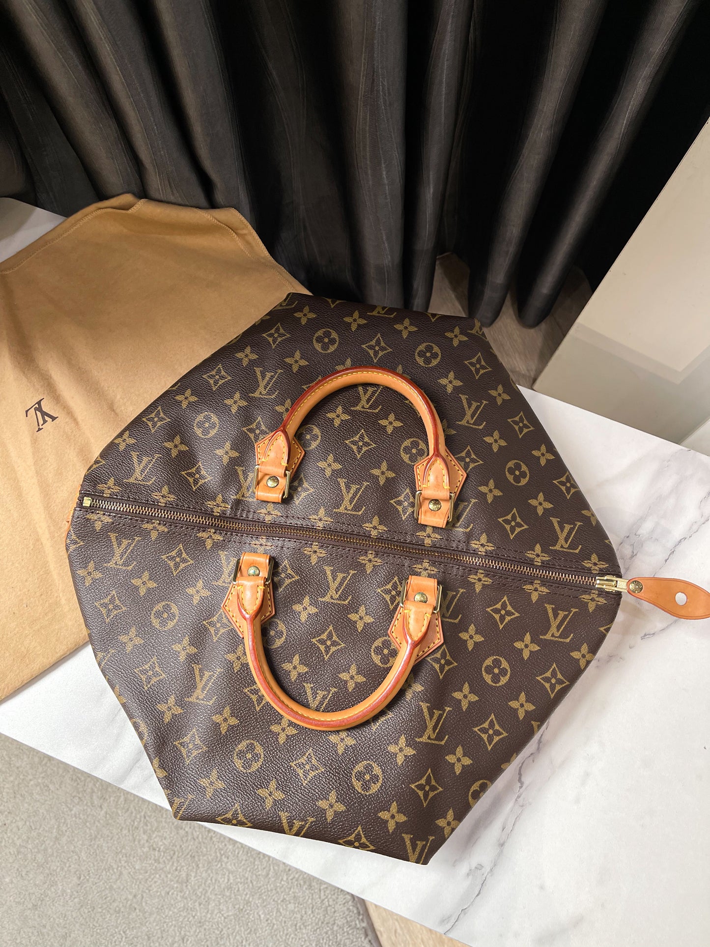 A LV Speedy 40