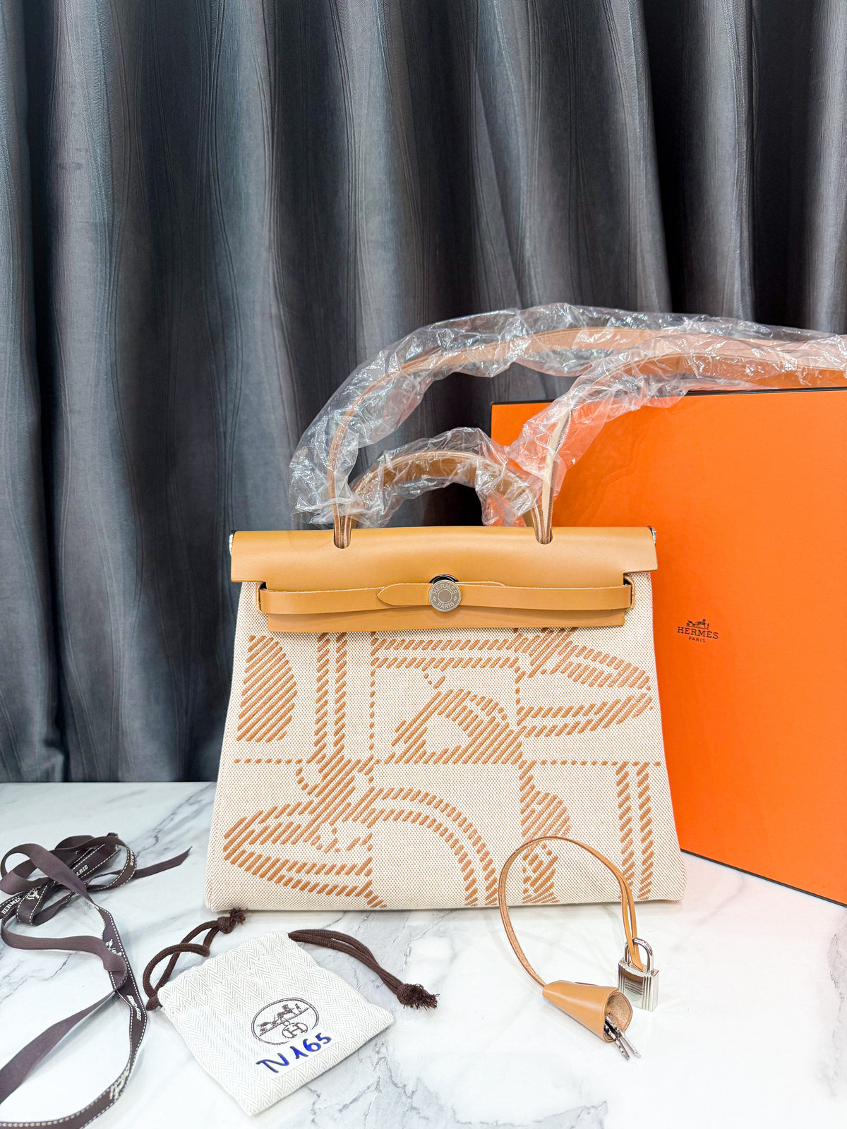 A A Hermes Herbag New TV165