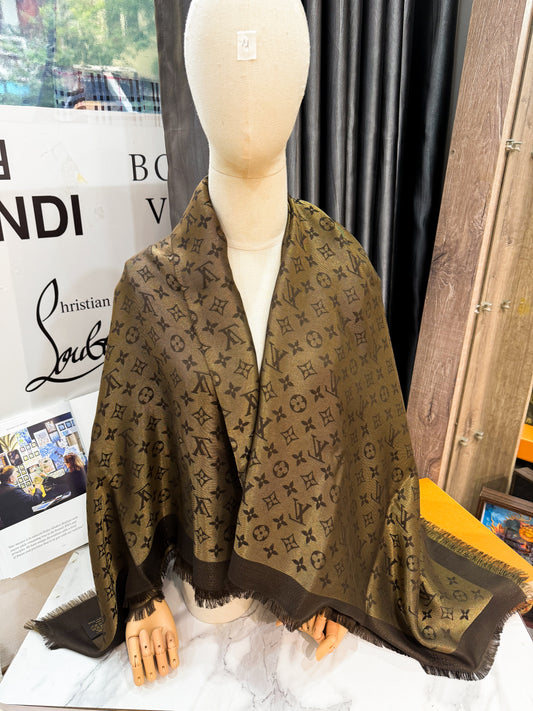 Khăn LV Ánh Kim Nâu KH11