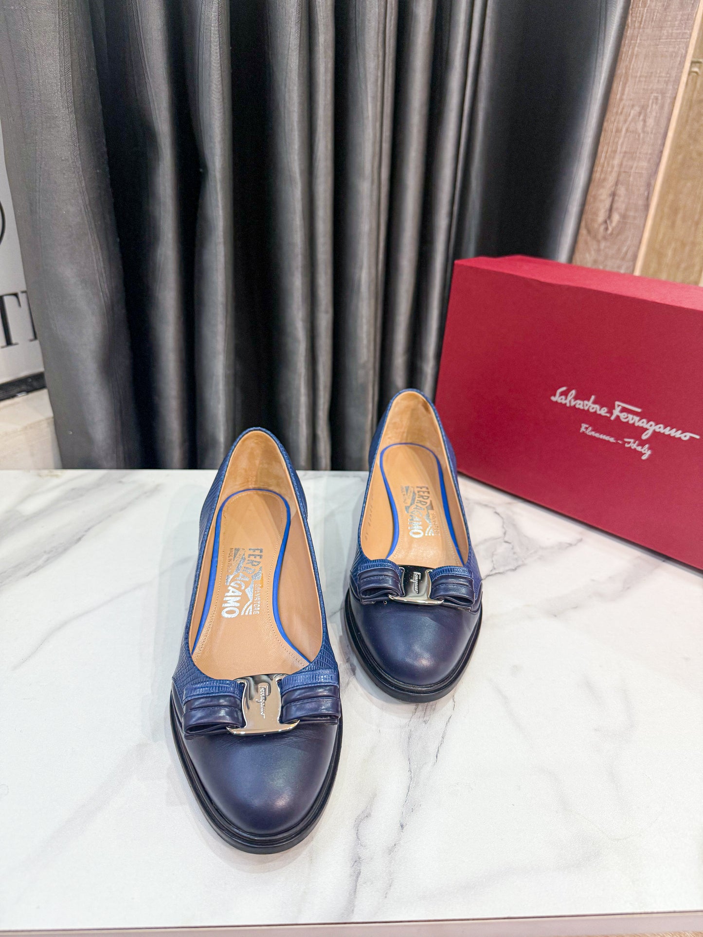 Giày Salvatore Nơ Xanh Size 8C