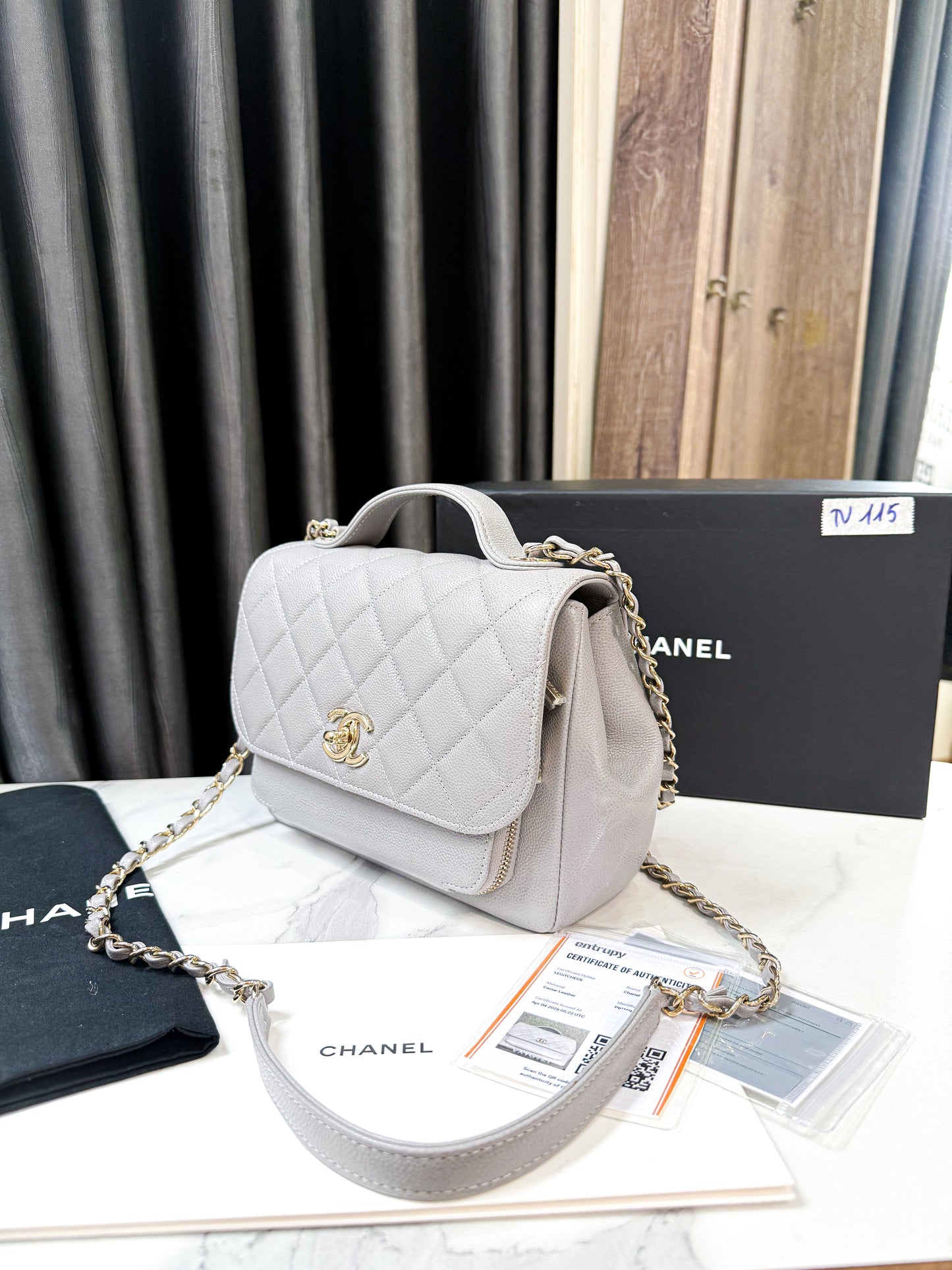 Chanel Affinity Size M TV115