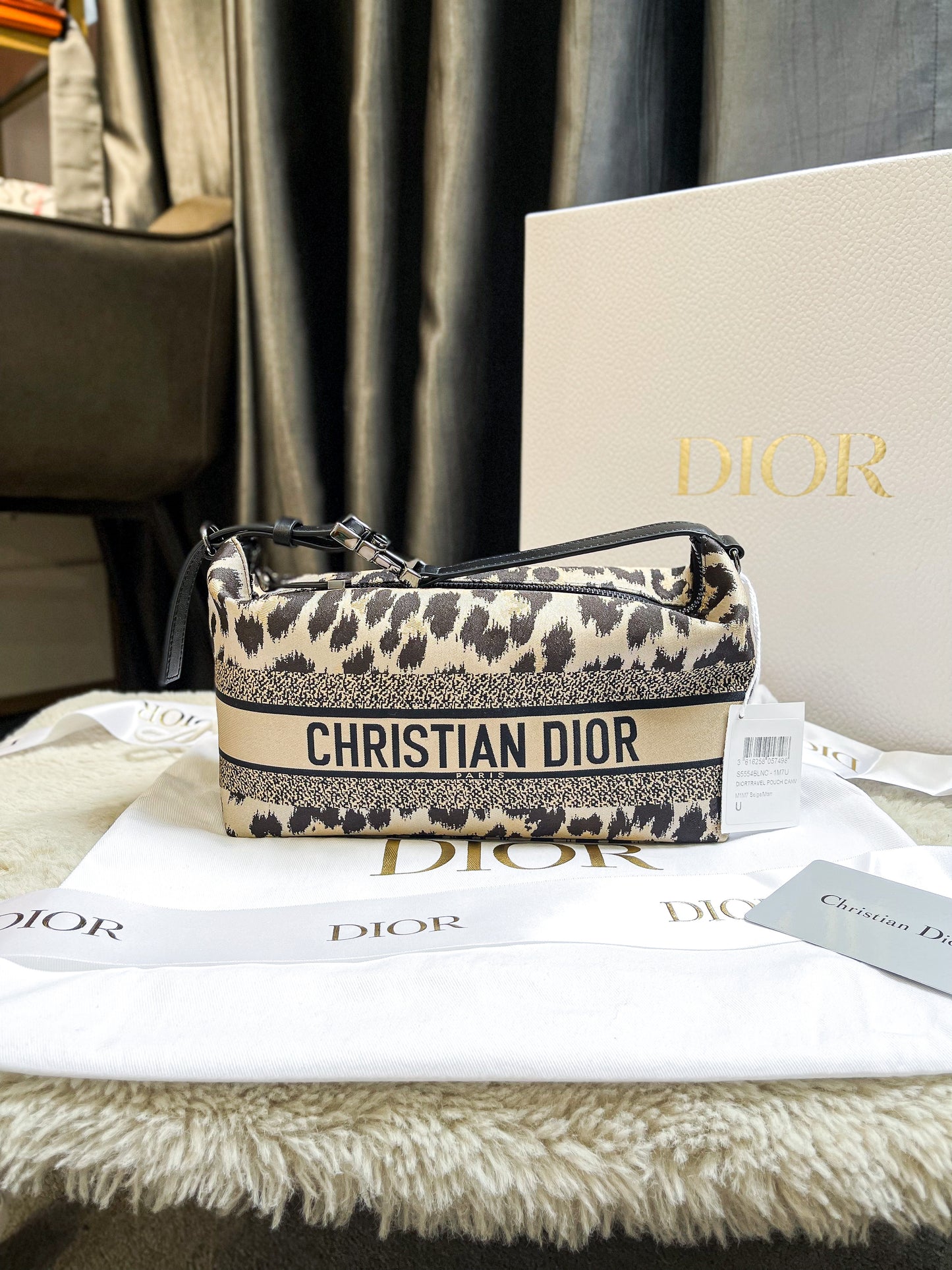 Dior-Beutel mit Leopardenmuster