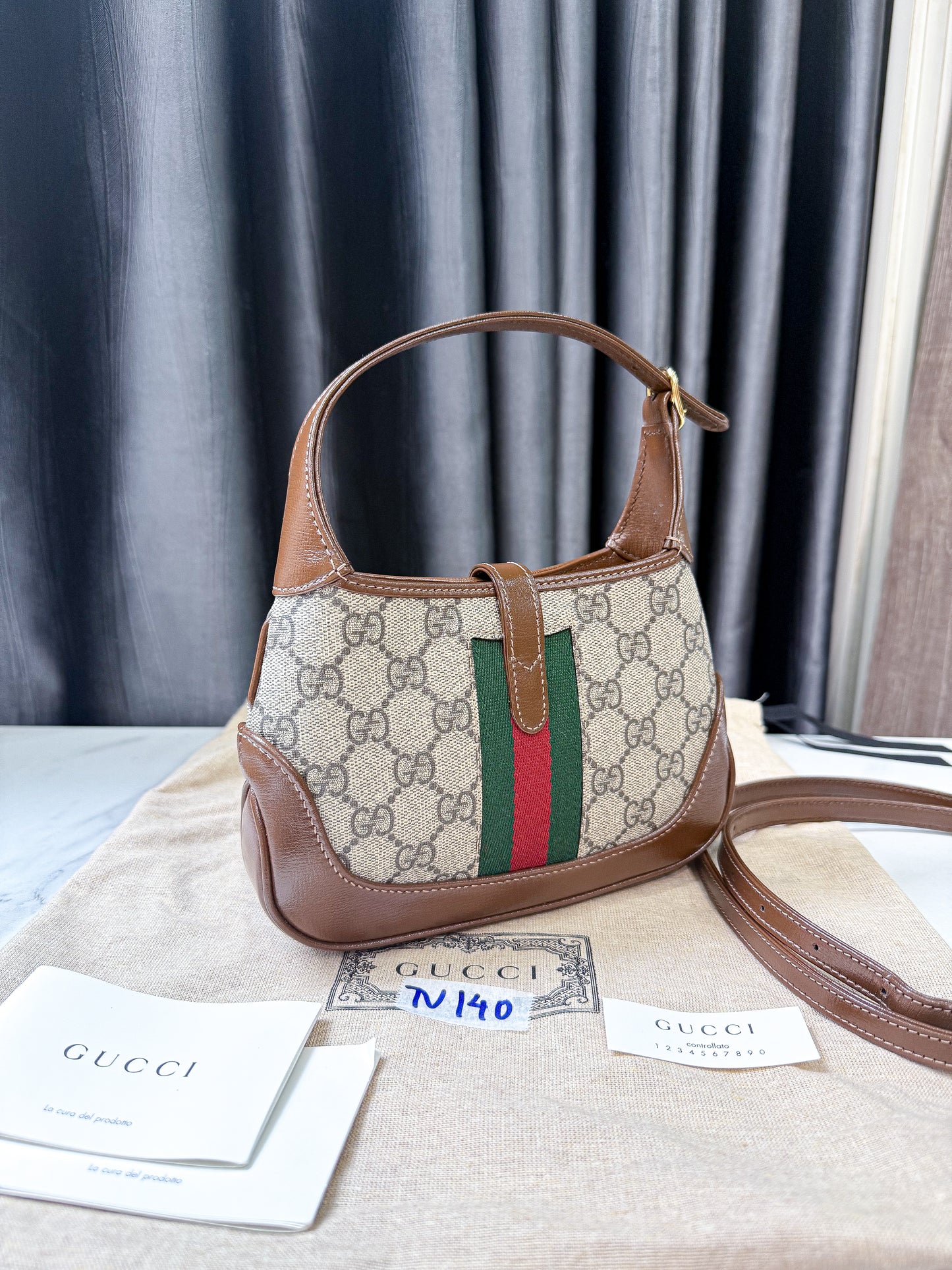 A A Gucci Jackie New TV140