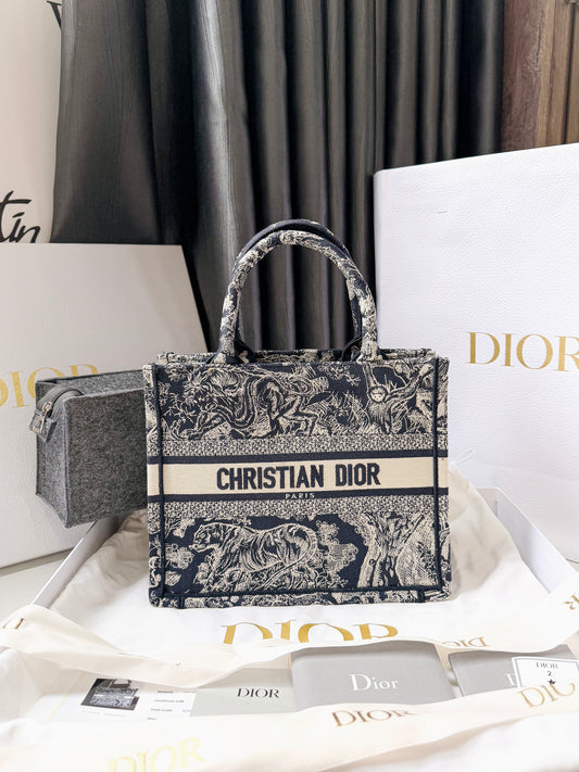 Book Tote Dior Size S