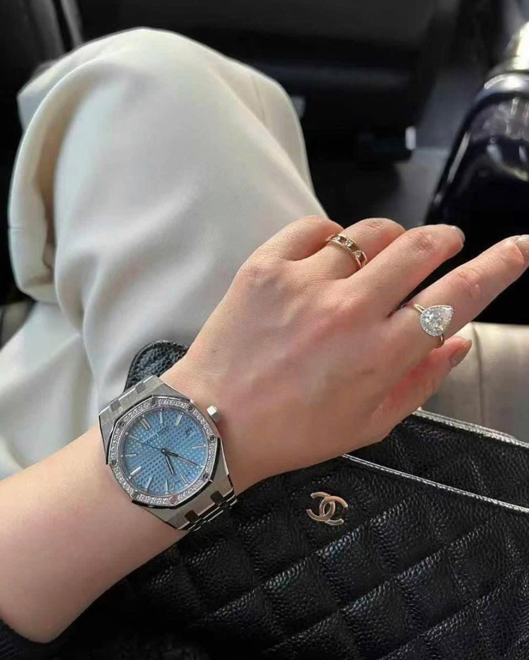 Đồng Hồ Audemars Piguet Royal Oak 15551ST Ice Blue 37mm