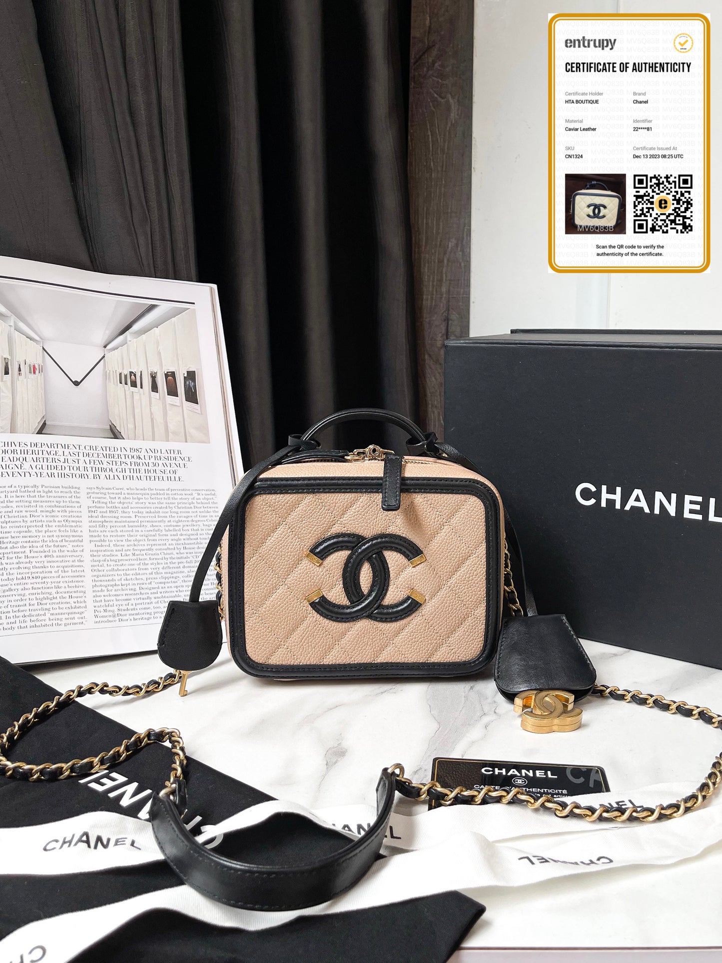 Vanity Chanel Begie Small