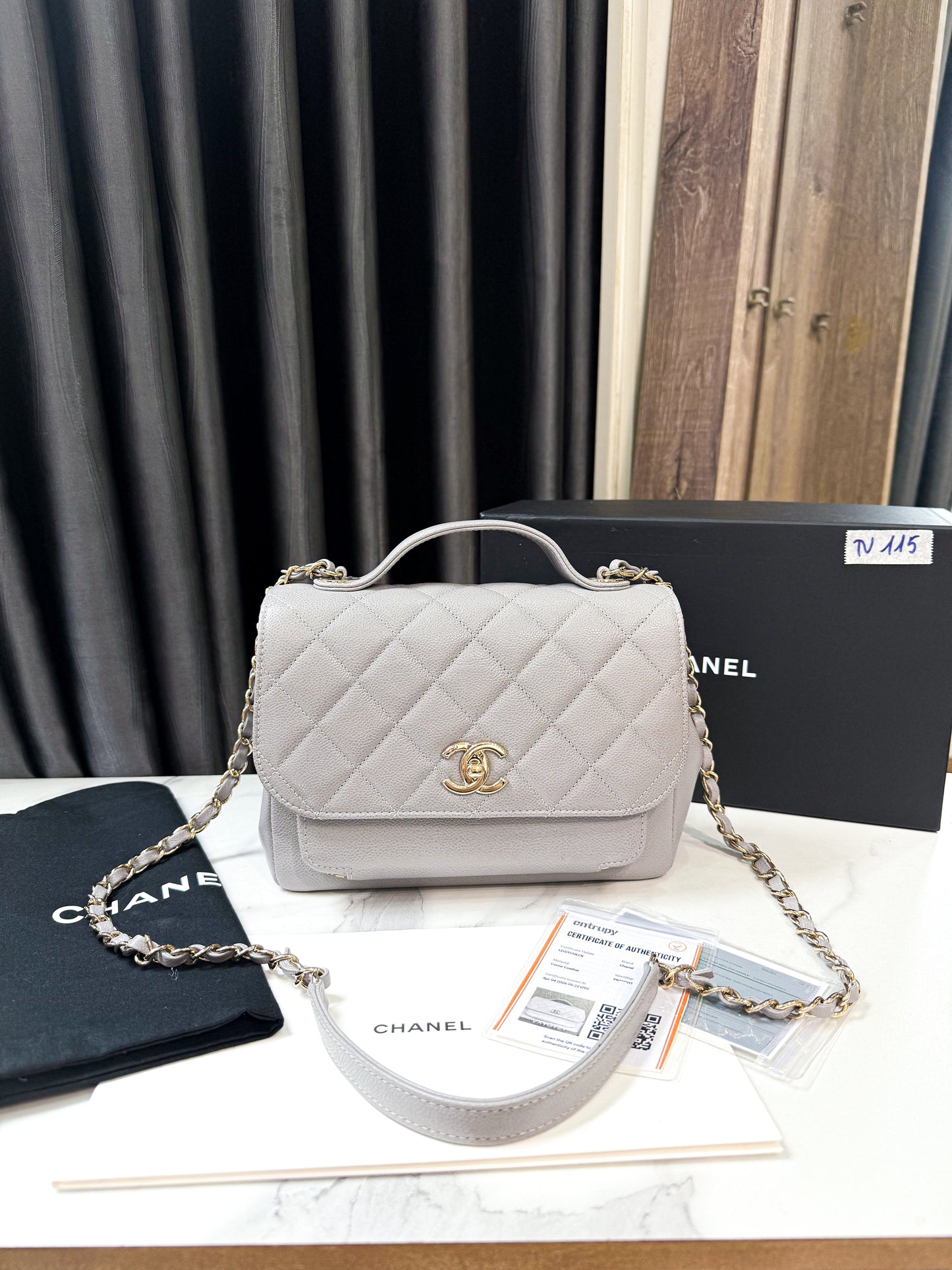 Chanel Affinity Size M TV115