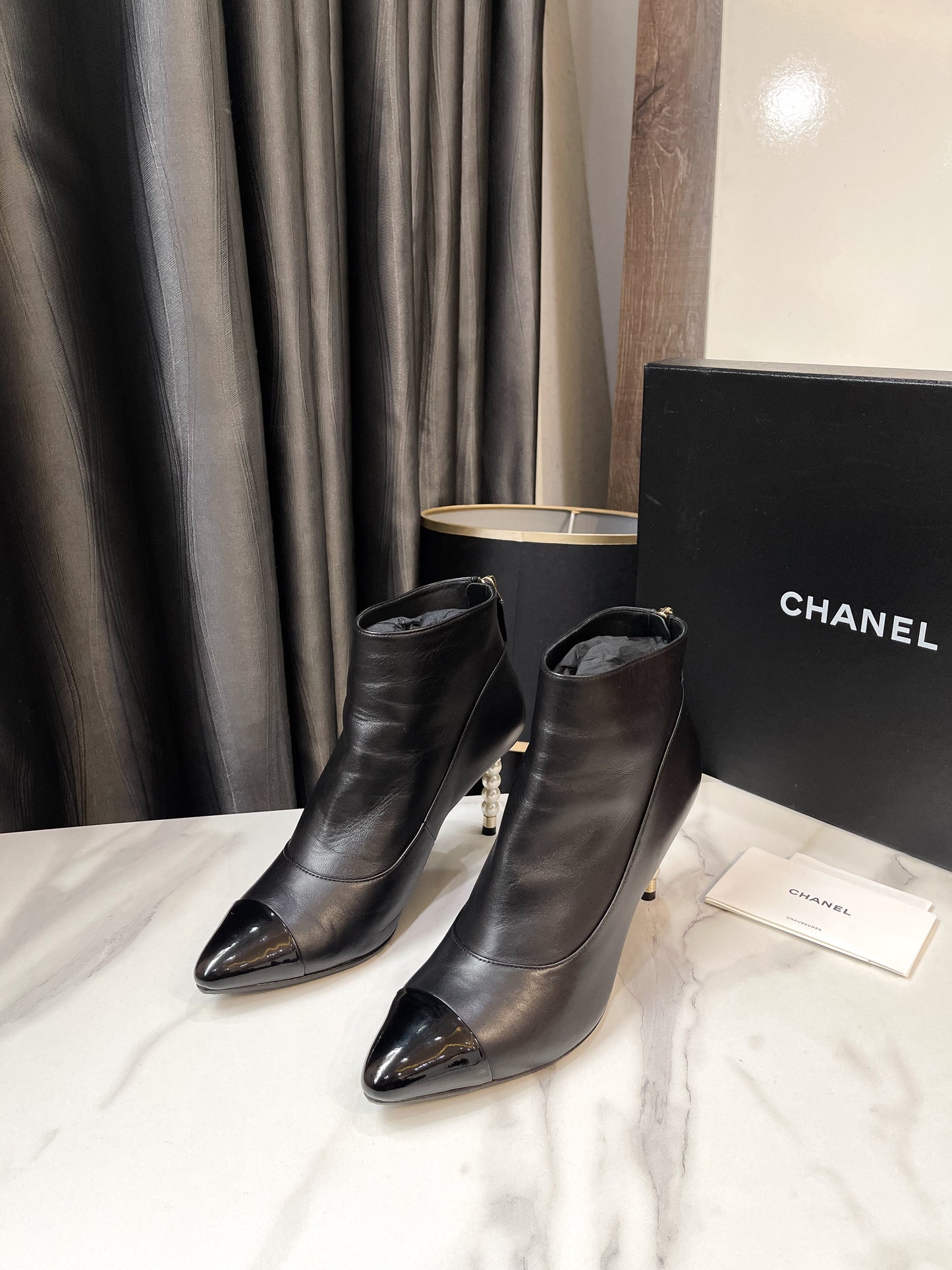 Boot Chanel Gót Ngọc Trai