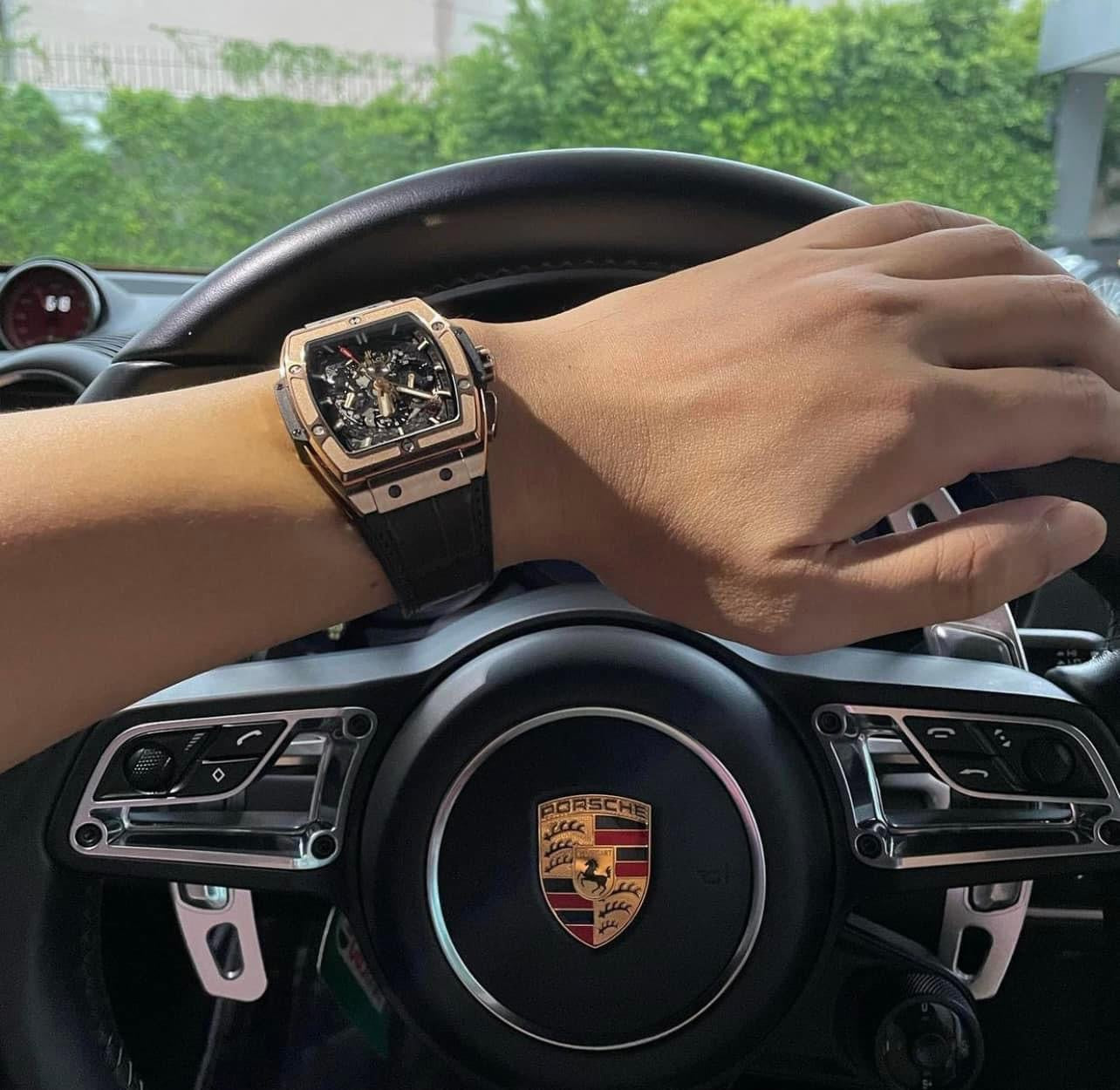 Đồng Hồ Hublot Spirit Of Bigbang King Gold 42